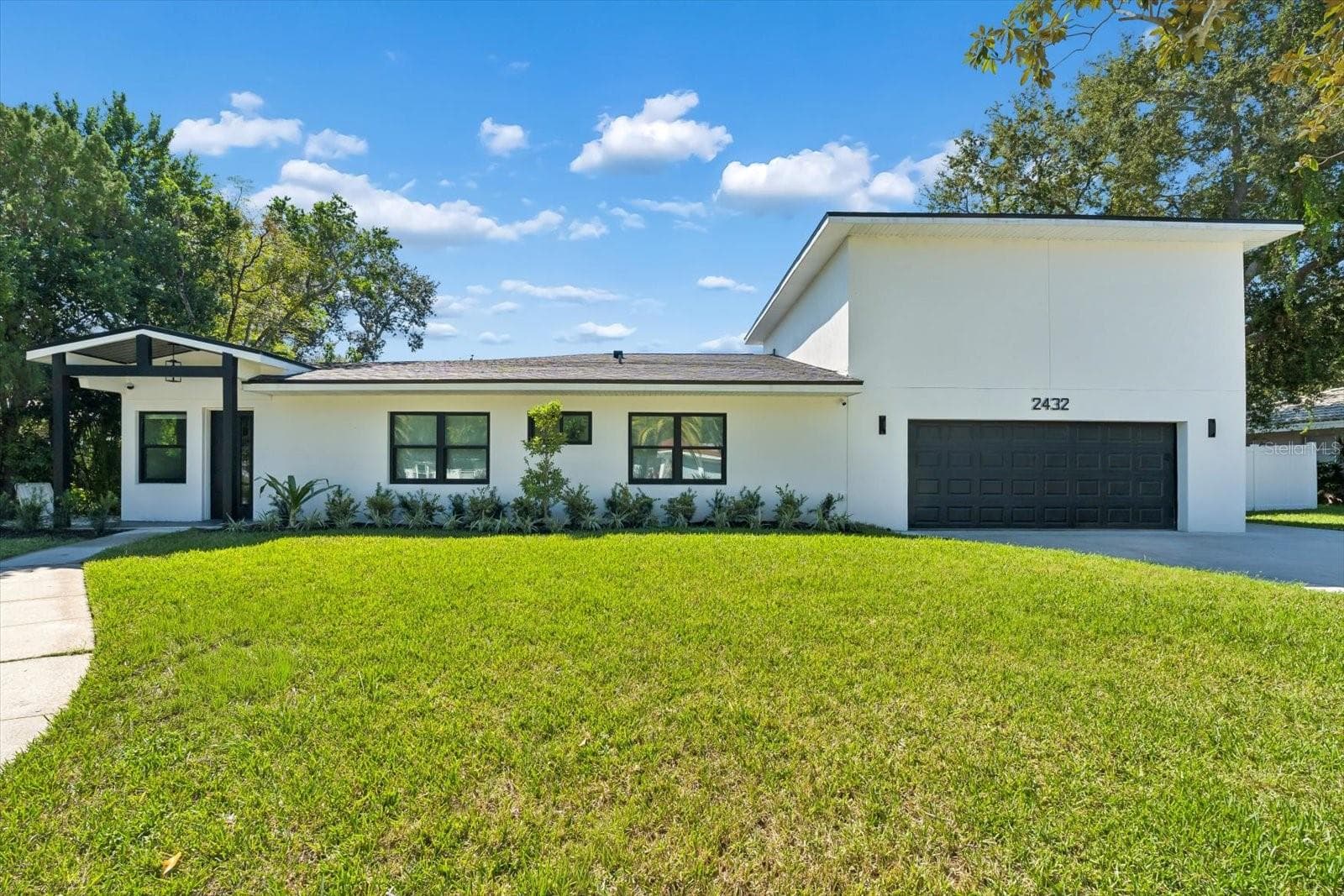 Single Family Residence at 2432 INDIAN AVE, BELLEAIR BLUFFS, photo 2 of 67