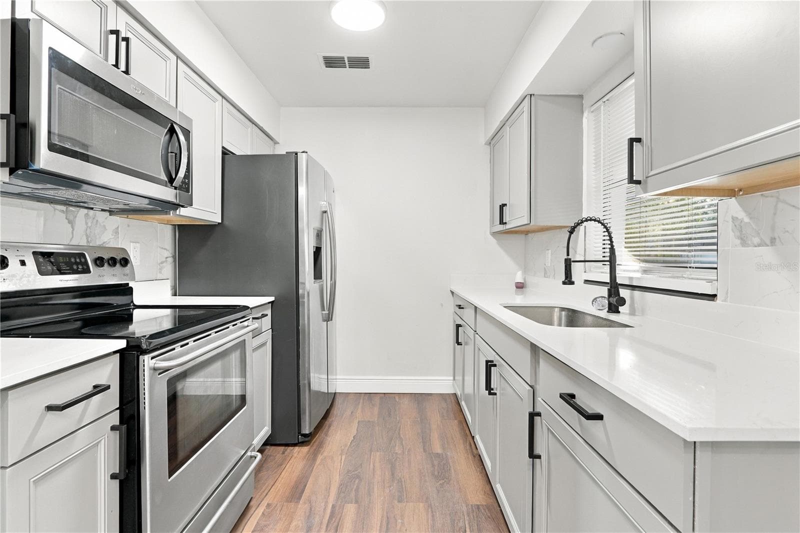 Kitchen - 3610 FALLING LEAF LN, ORLANDO