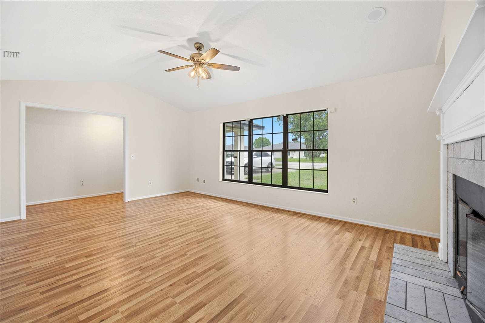 Single Family Residence at 34 PINE CRSE, OCALA, photo 9 of 40