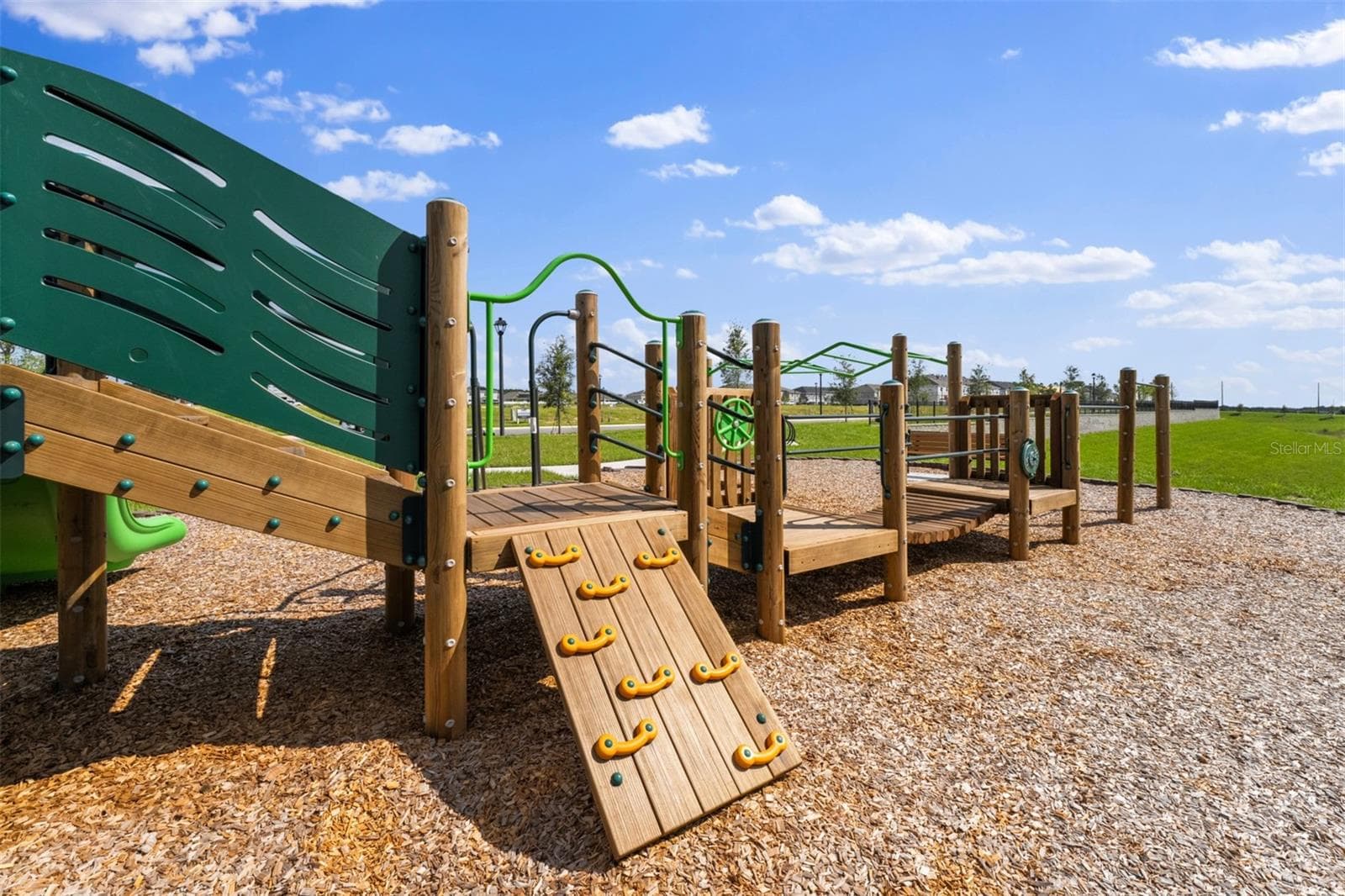 Gardenia Reserve Community Playground - 2263 NIGHTSHADE GROVE LN, APOPKA
