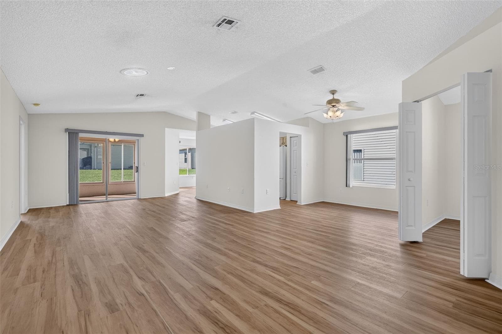 Single Family Residence at 752 OLD OAKS LN, LEESBURG, photo 23 of 46