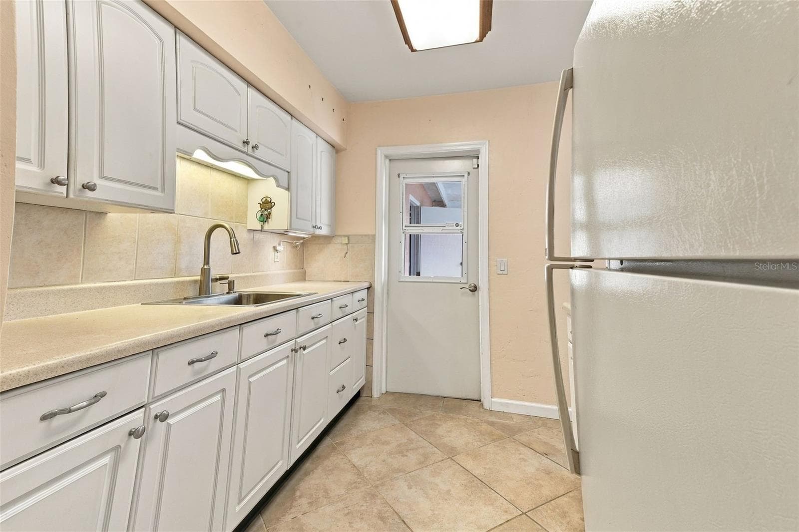 Single Family Residence at 1215 56TH AVENUE DR E, BRADENTON, photo 13 of 37