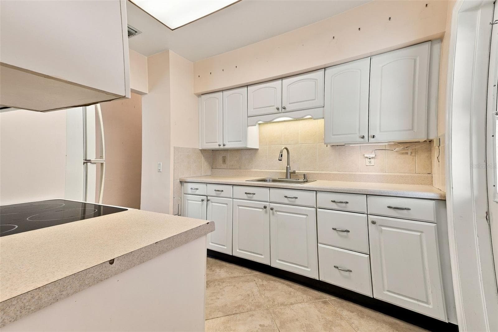 Single Family Residence at 1215 56TH AVENUE DR E, BRADENTON, photo 14 of 37