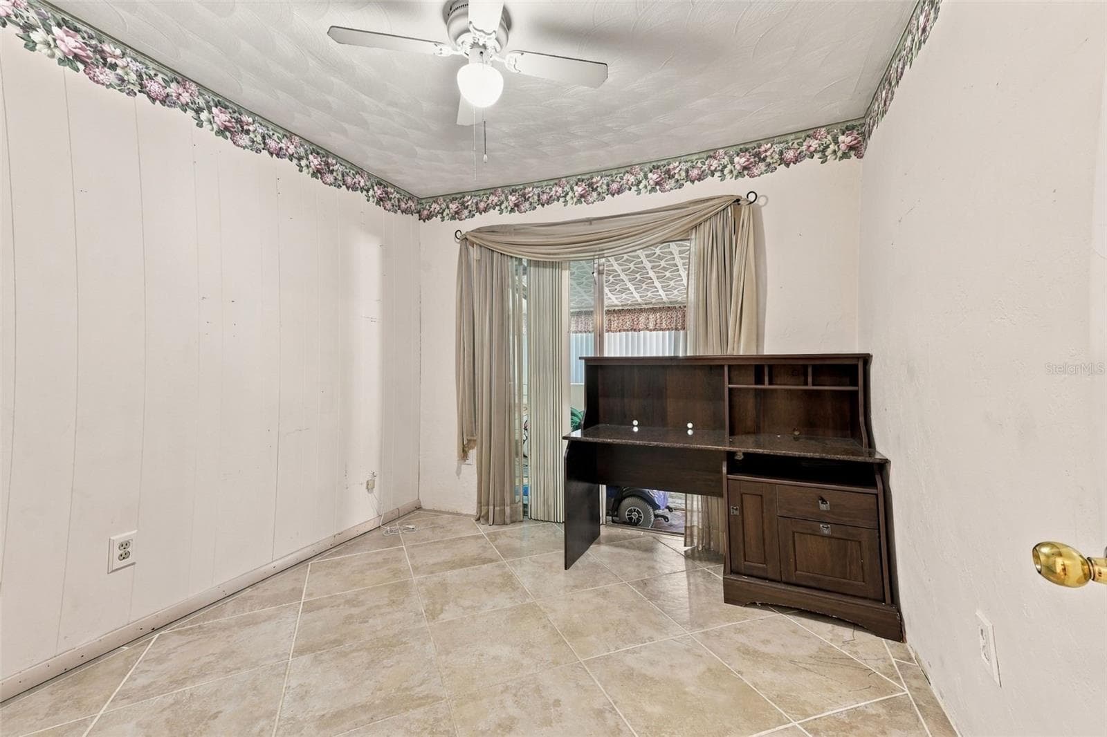 Single Family Residence at 1215 56TH AVENUE DR E, BRADENTON, photo 21 of 37