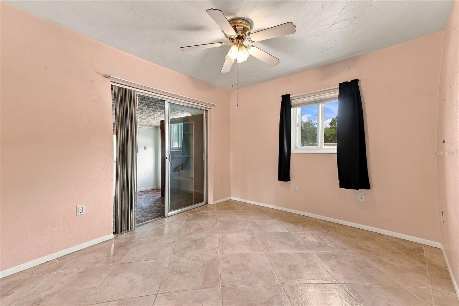 Single Family Residence at 1215 56TH AVENUE DR E, BRADENTON, photo 28 of 37