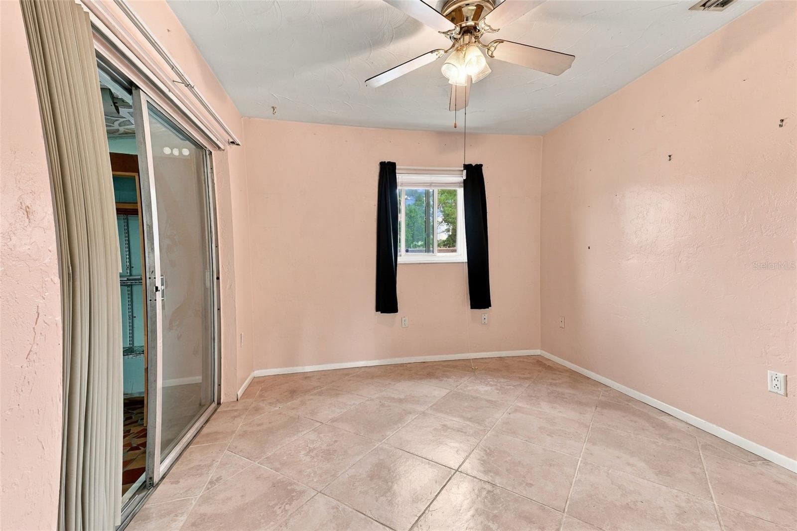 Single Family Residence at 1215 56TH AVENUE DR E, BRADENTON, photo 29 of 37