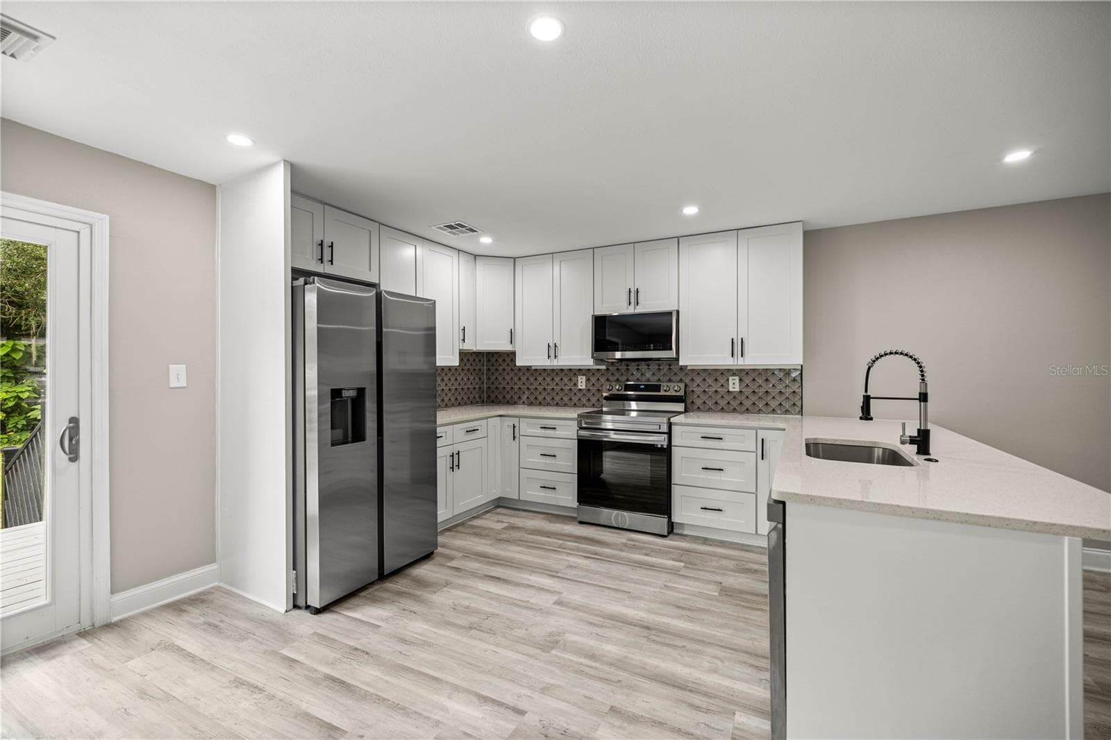 Single Family Residence at 11572 SE 60TH AVE, BELLEVIEW, photo 5 of 23