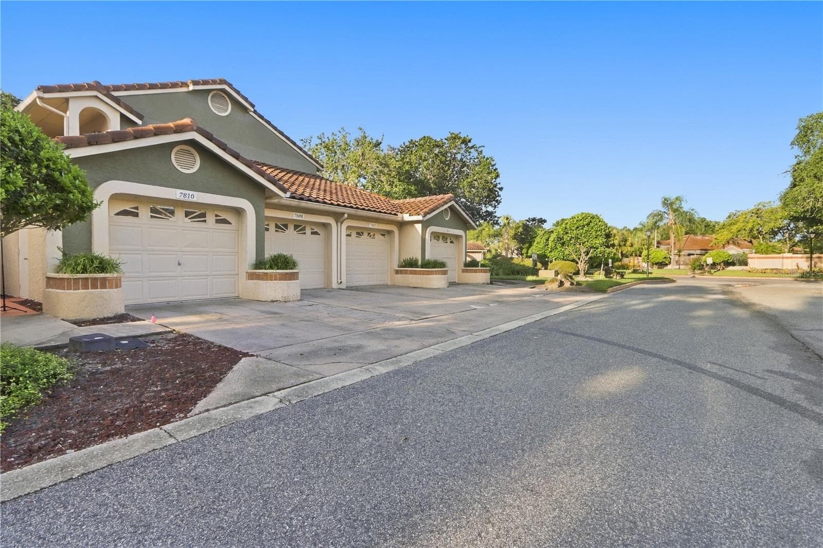 Condominium at 7808 SUGAR BROOK CT #7808, ORLANDO, photo 2 of 40