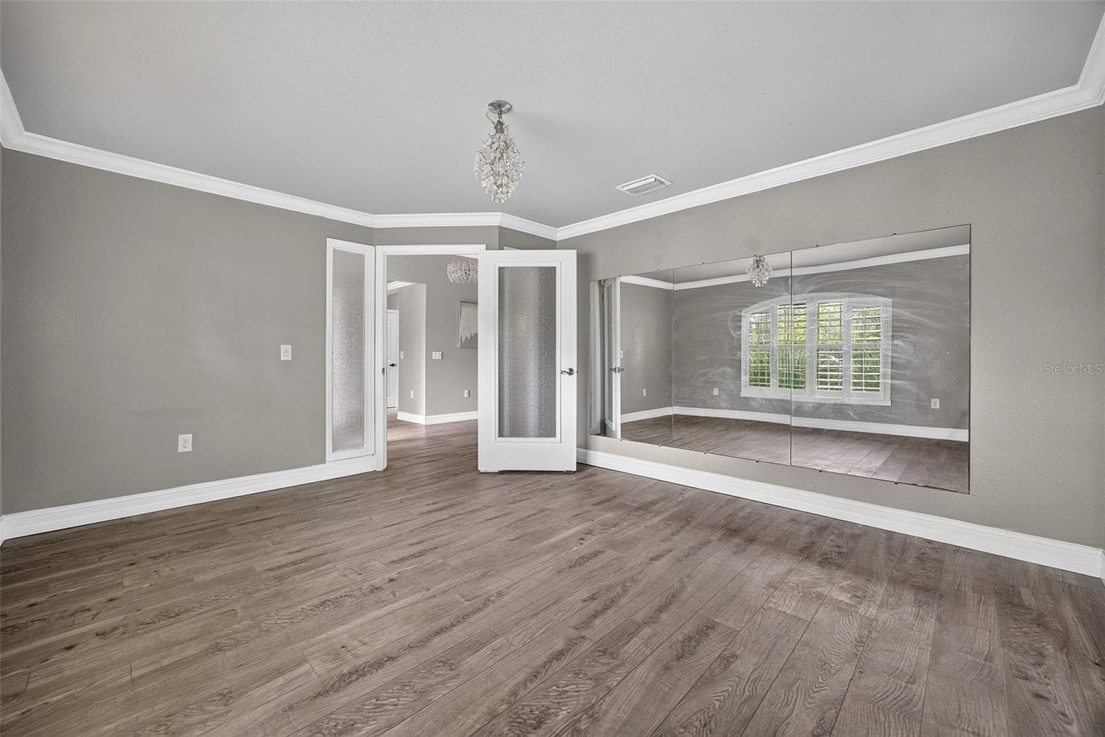 Single Family Residence at 13443 SW PEMBROKE CIR N, LAKE SUZY, photo 9 of 45