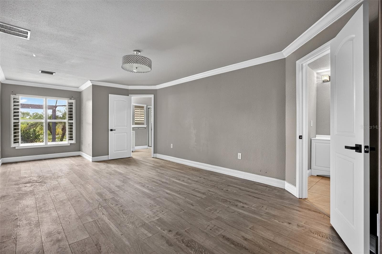 Single Family Residence at 13443 SW PEMBROKE CIR N, LAKE SUZY, photo 21 of 45