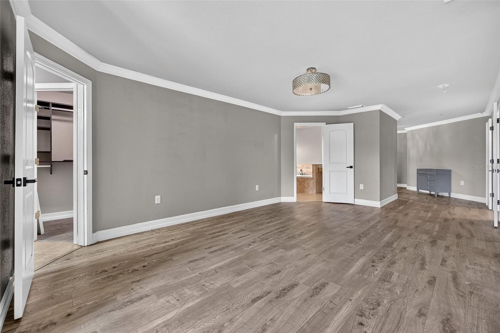 Single Family Residence at 13443 SW PEMBROKE CIR N, LAKE SUZY, photo 22 of 45