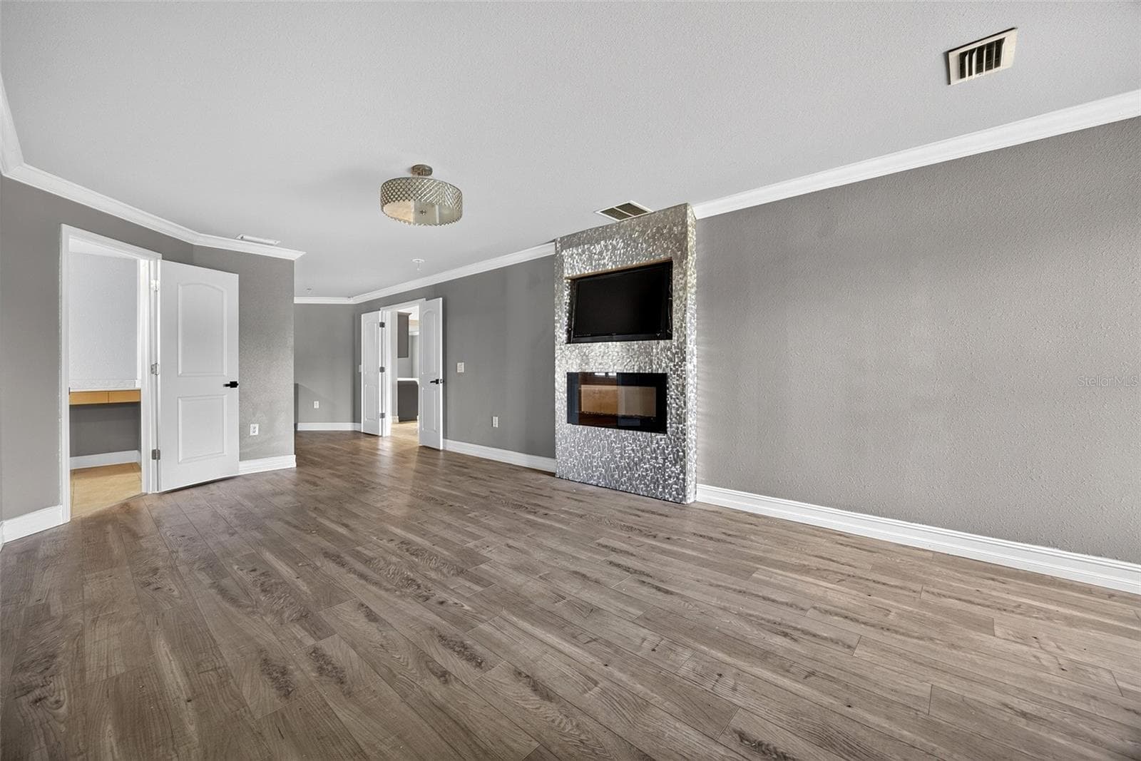 Single Family Residence at 13443 SW PEMBROKE CIR N, LAKE SUZY, photo 24 of 45