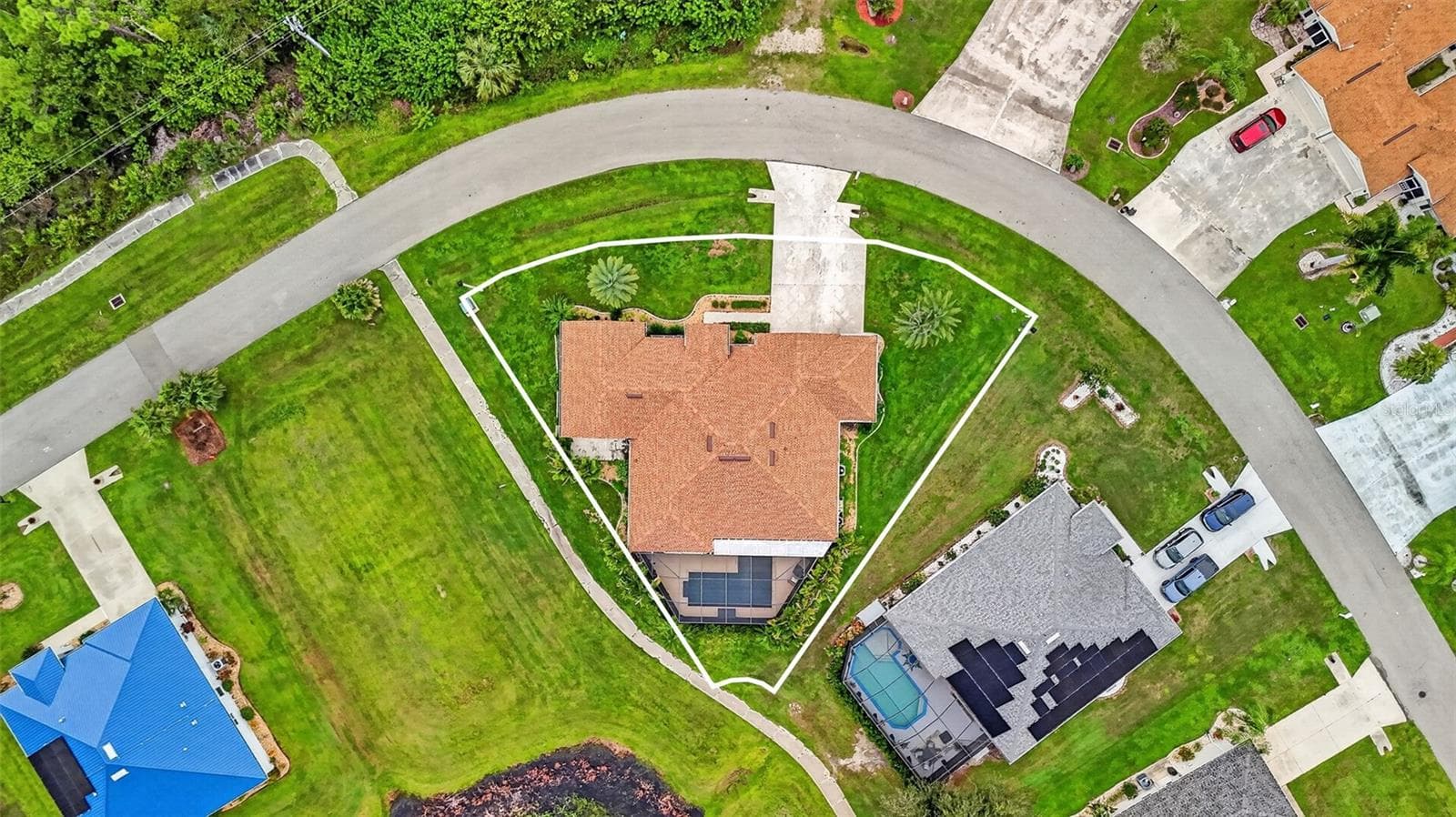 Single Family Residence at 13443 SW PEMBROKE CIR N, LAKE SUZY, photo 41 of 45