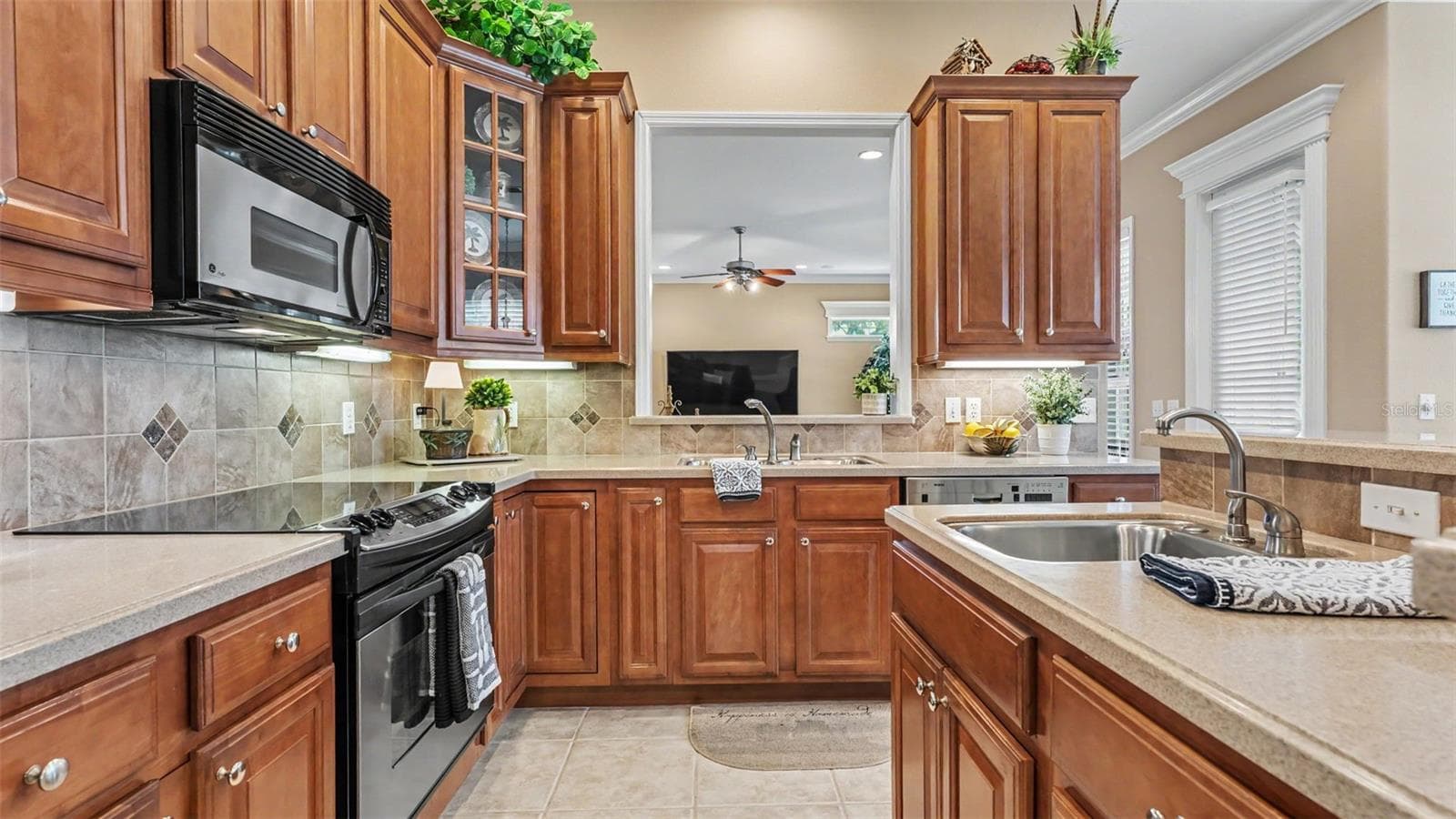 Single Family Residence at 5238 HIGHLANDS LAKEVIEW LOOP, LAKELAND, photo 17 of 63