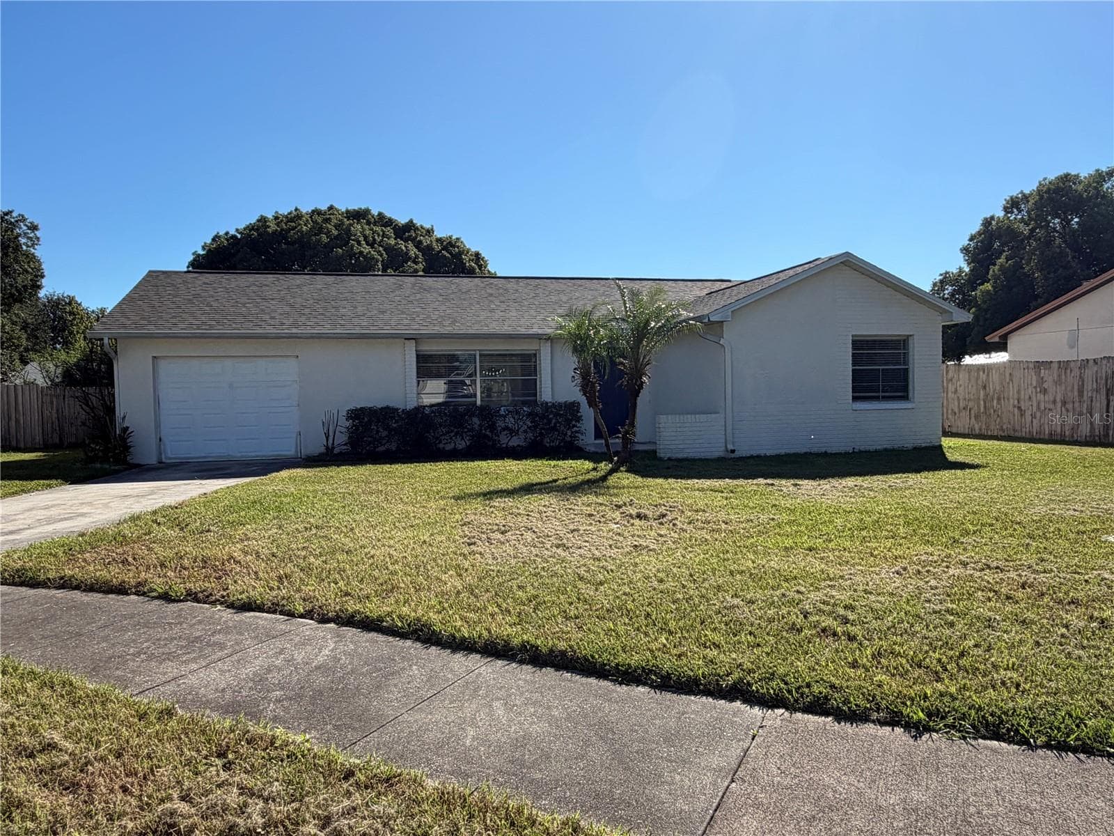 Single Family Residence at 1313 SUMMER BREEZE RD, ORLANDO, photo 4 of 47
