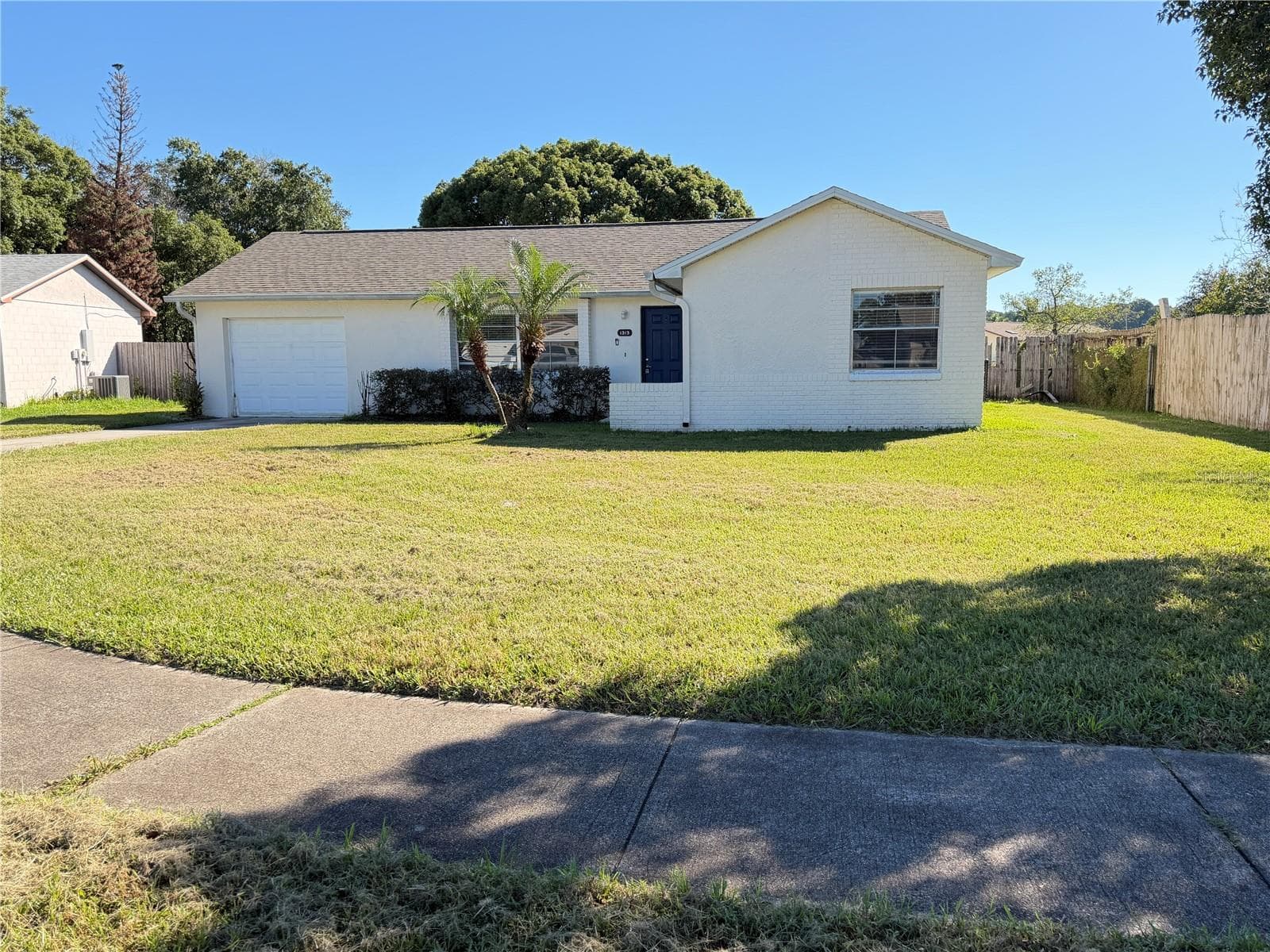 Single Family Residence at 1313 SUMMER BREEZE RD, ORLANDO, photo 9 of 47