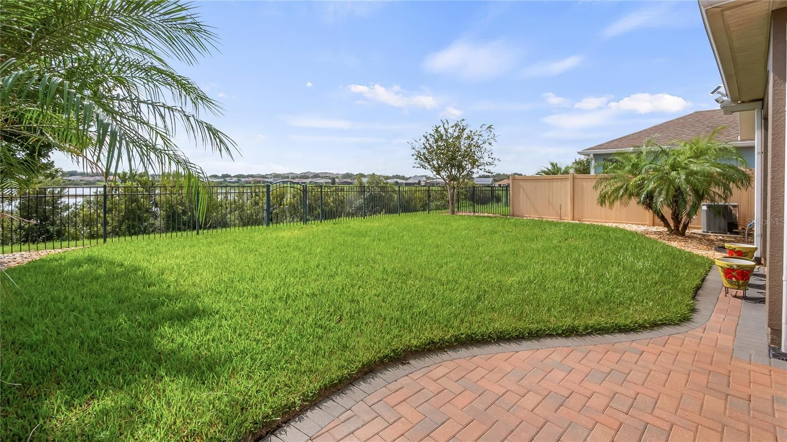 Single Family Residence at 110 BAYOU BEND RD, GROVELAND, photo 22 of 31