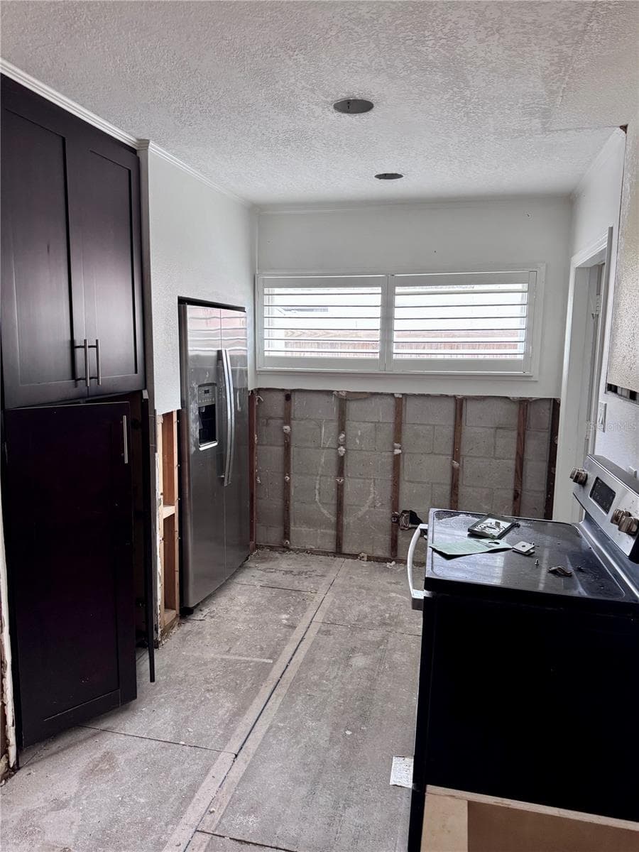 Single Family Residence at 3701 SHORE ACRES BLVD NE, ST PETERSBURG, photo 11 of 36
