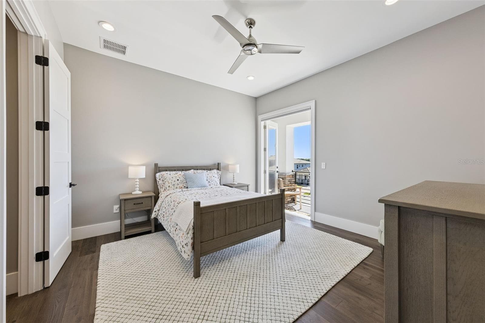 Bedroom #3 with "Juliet" balcony - 16101 VETTA DR, MONTVERDE