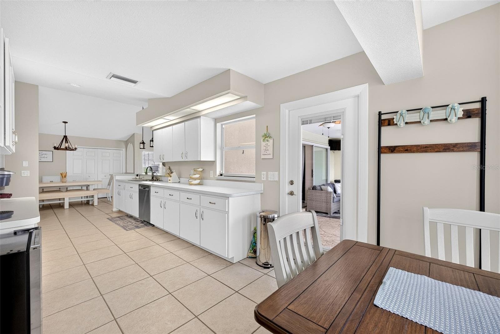 Single Family Residence at 19245 PALMDALE CT, PORT CHARLOTTE, photo 21 of 56