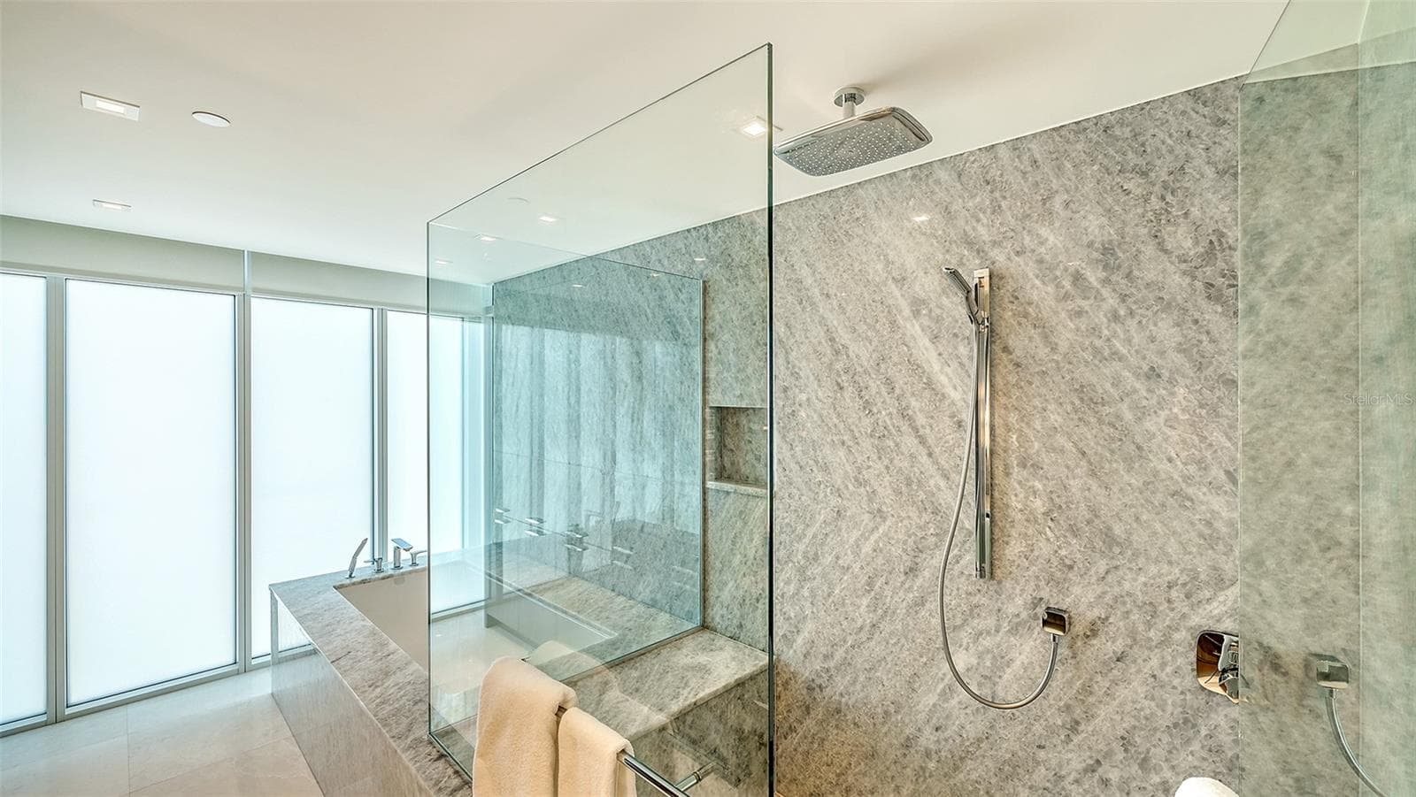 Condominium at 280 GOLDEN GATE PT #600, SARASOTA, photo 29 of 62