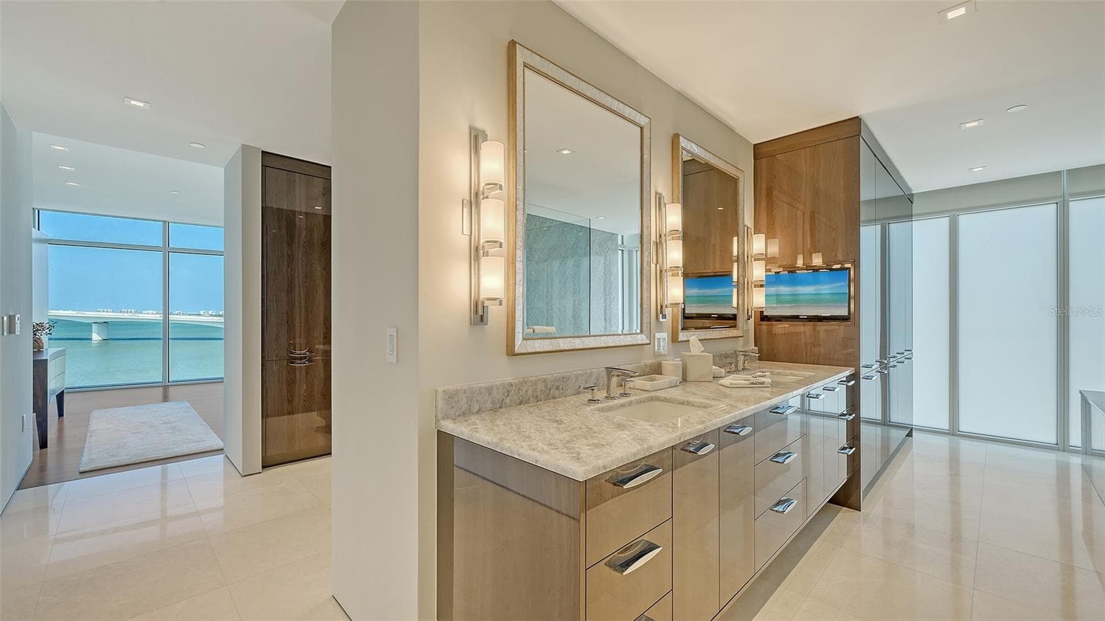 Condominium at 280 GOLDEN GATE PT #600, SARASOTA, photo 31 of 62