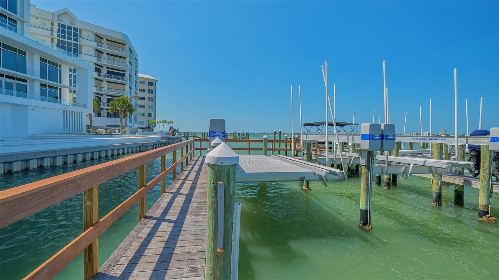 Condominium at 280 GOLDEN GATE PT #600, SARASOTA, photo 48 of 62