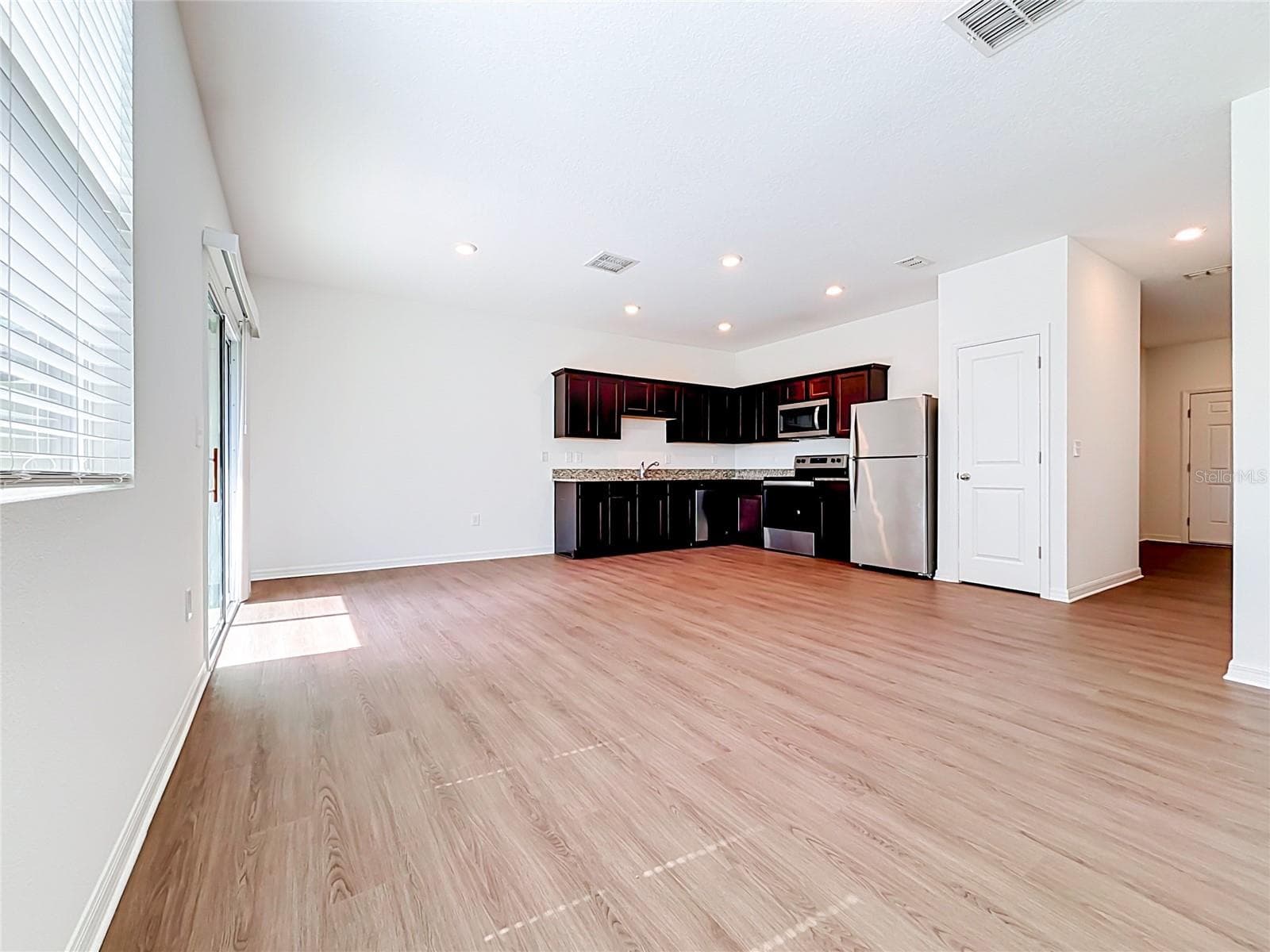 Open space - 811 GRANDIN ST, DAVENPORT