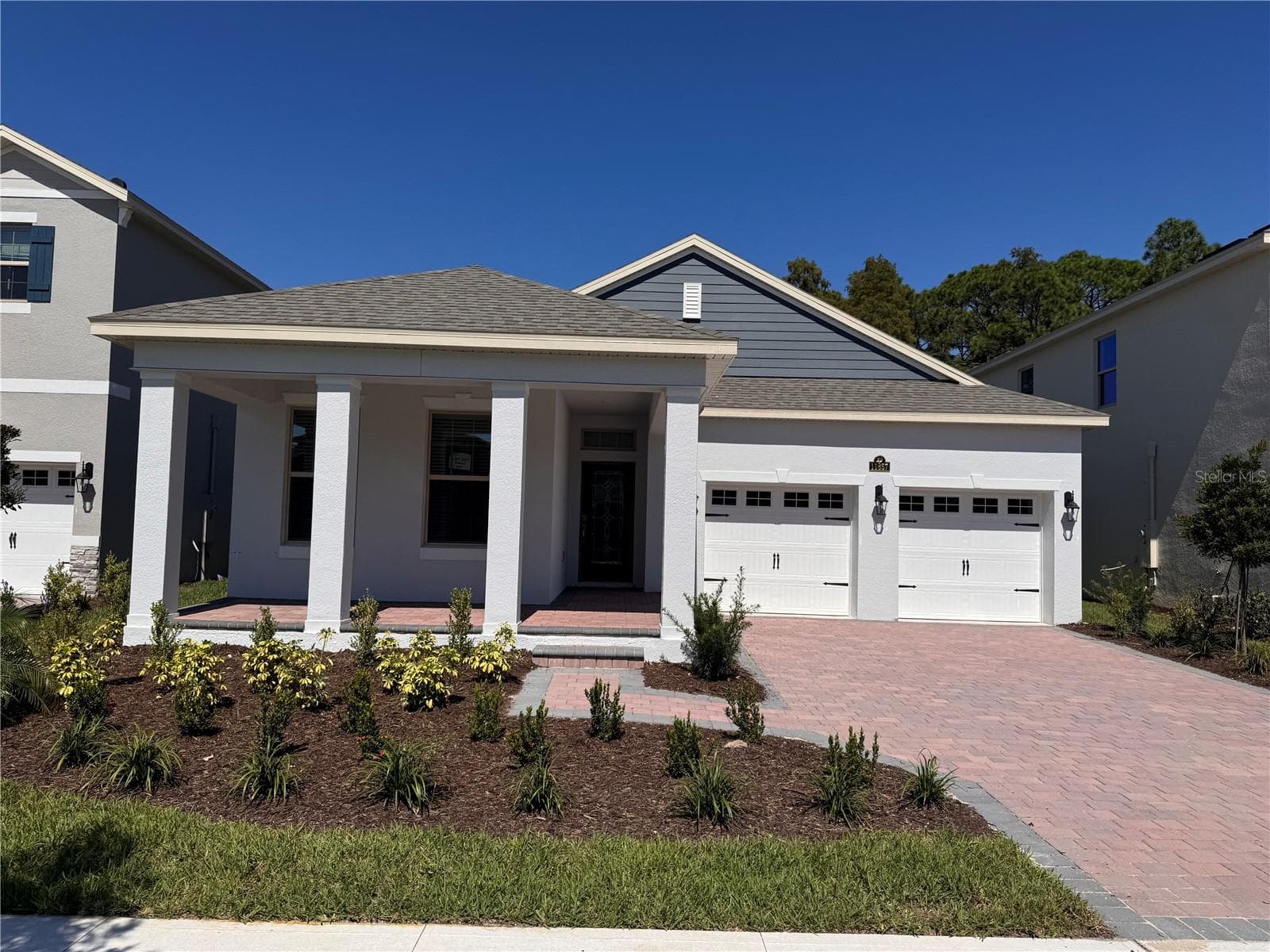 Single Family Residence at 11857 SHINE VIEW LN, WINTER GARDEN, photo 2 of 82