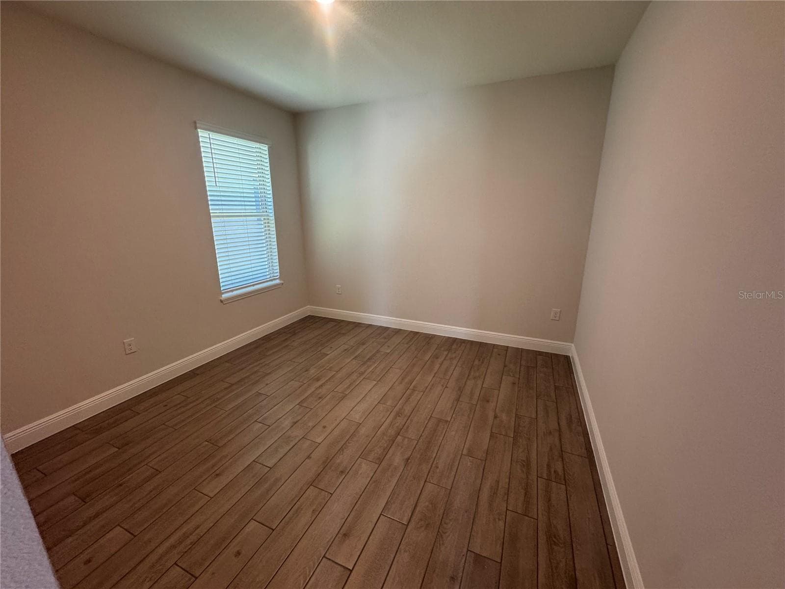 Single Family Residence at 11857 SHINE VIEW LN, WINTER GARDEN, photo 8 of 82