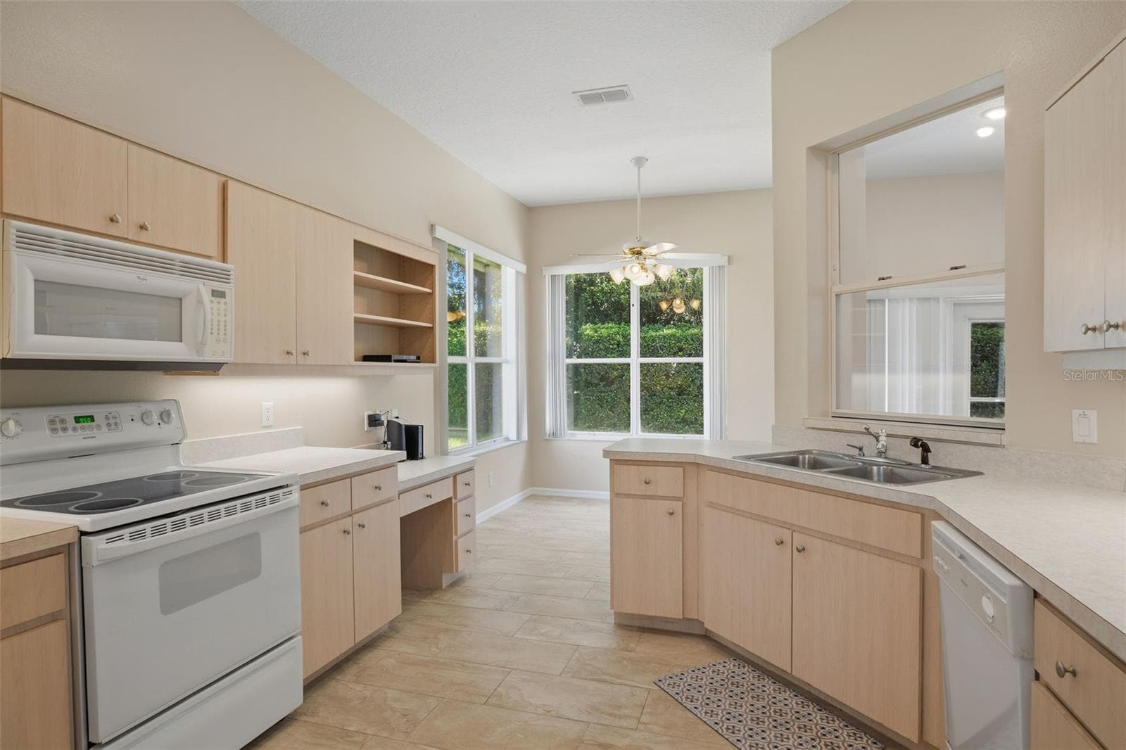 Single Family Residence at 15 W BYRSONIMA LOOP, HOMOSASSA, photo 16 of 58