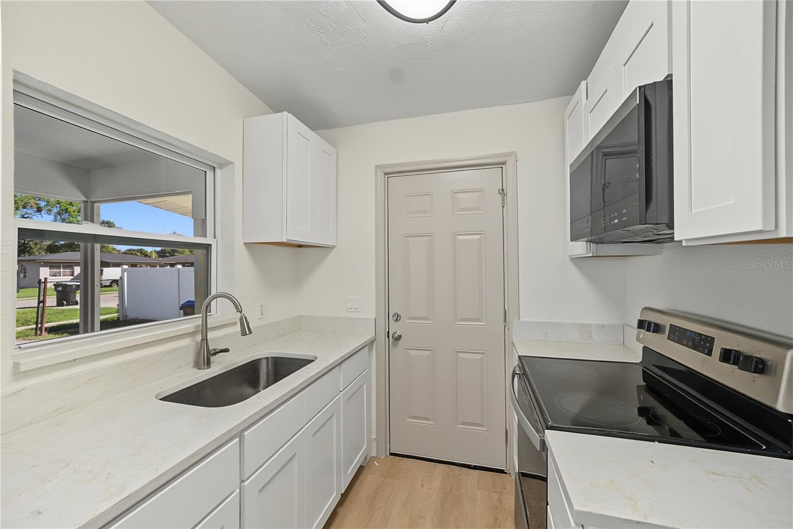 Single Family Residence at 4522 CARTER ST, ORLANDO, photo 10 of 36