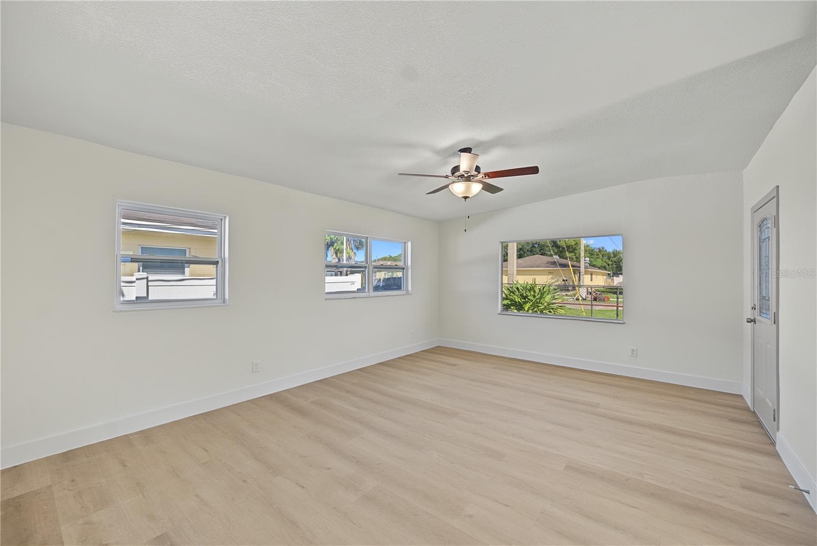 Single Family Residence at 4522 CARTER ST, ORLANDO, photo 32 of 36