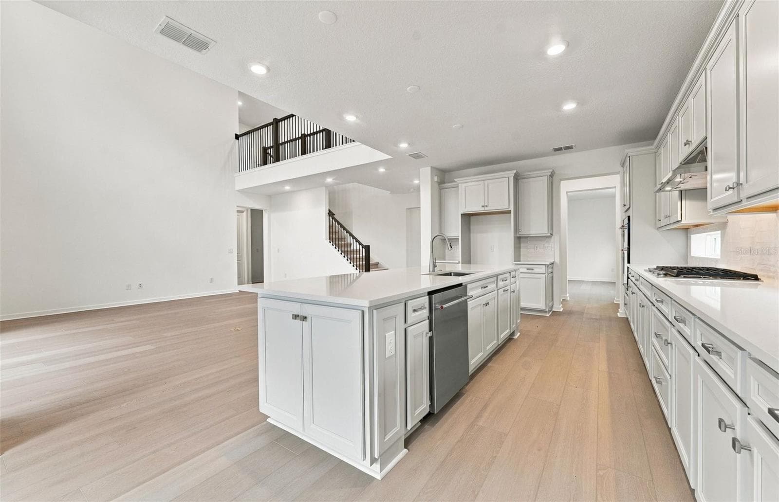 Abundance of Storage and Counter Space - 1787 ESCALANTE WAY, ZEPHYRHILLS