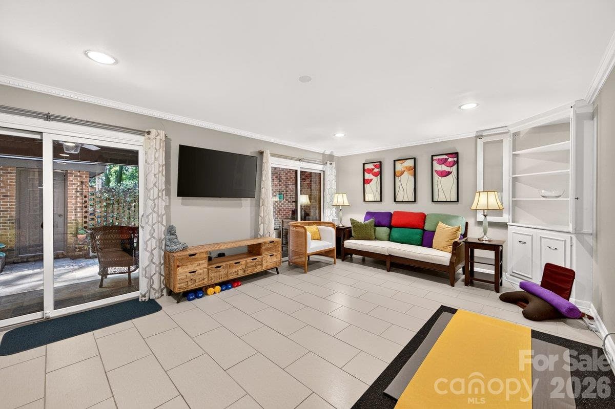 Family Room - 5807 Sharon Road, Charlotte
