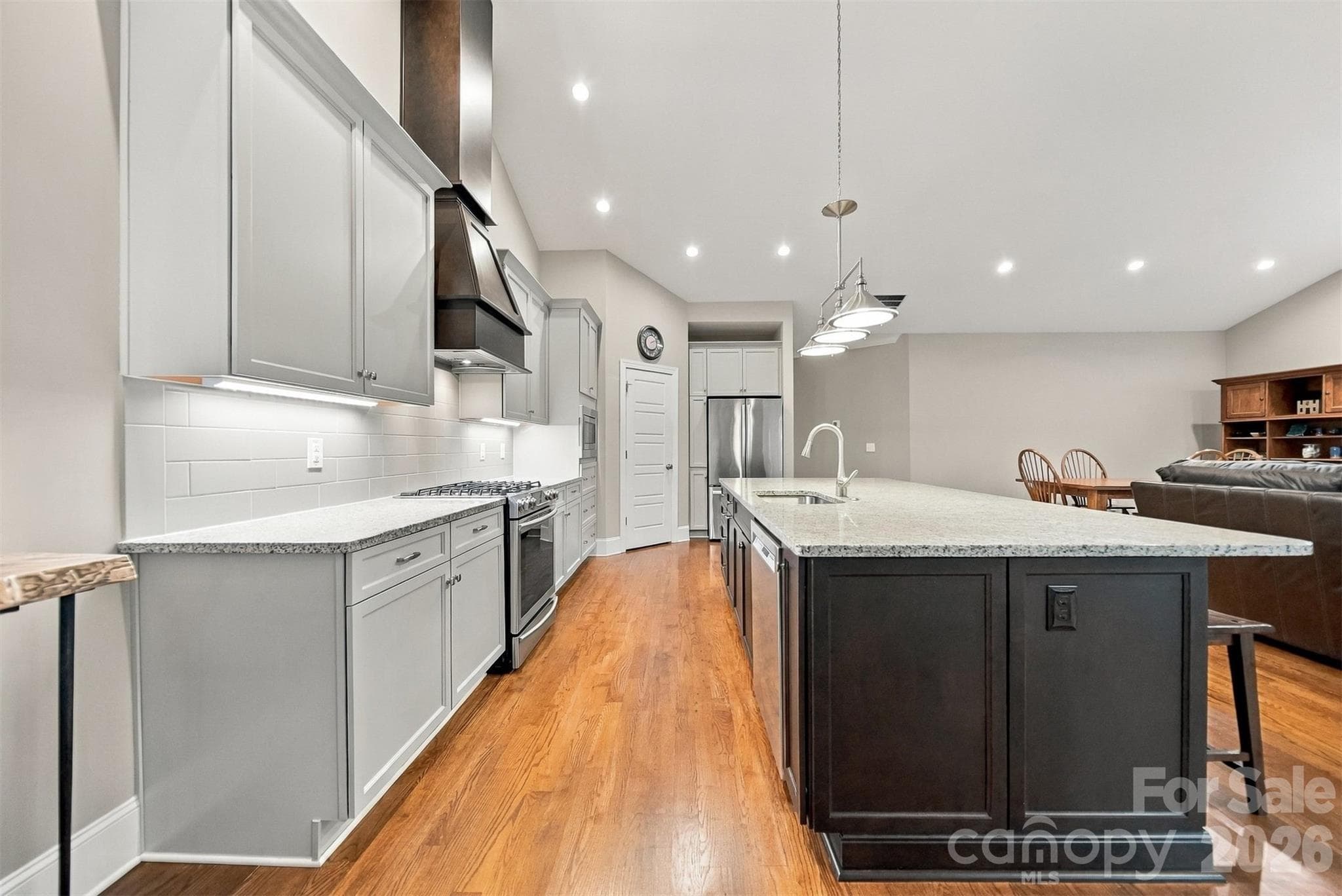 Kitchen - 3901 12th Street NE, Hickory