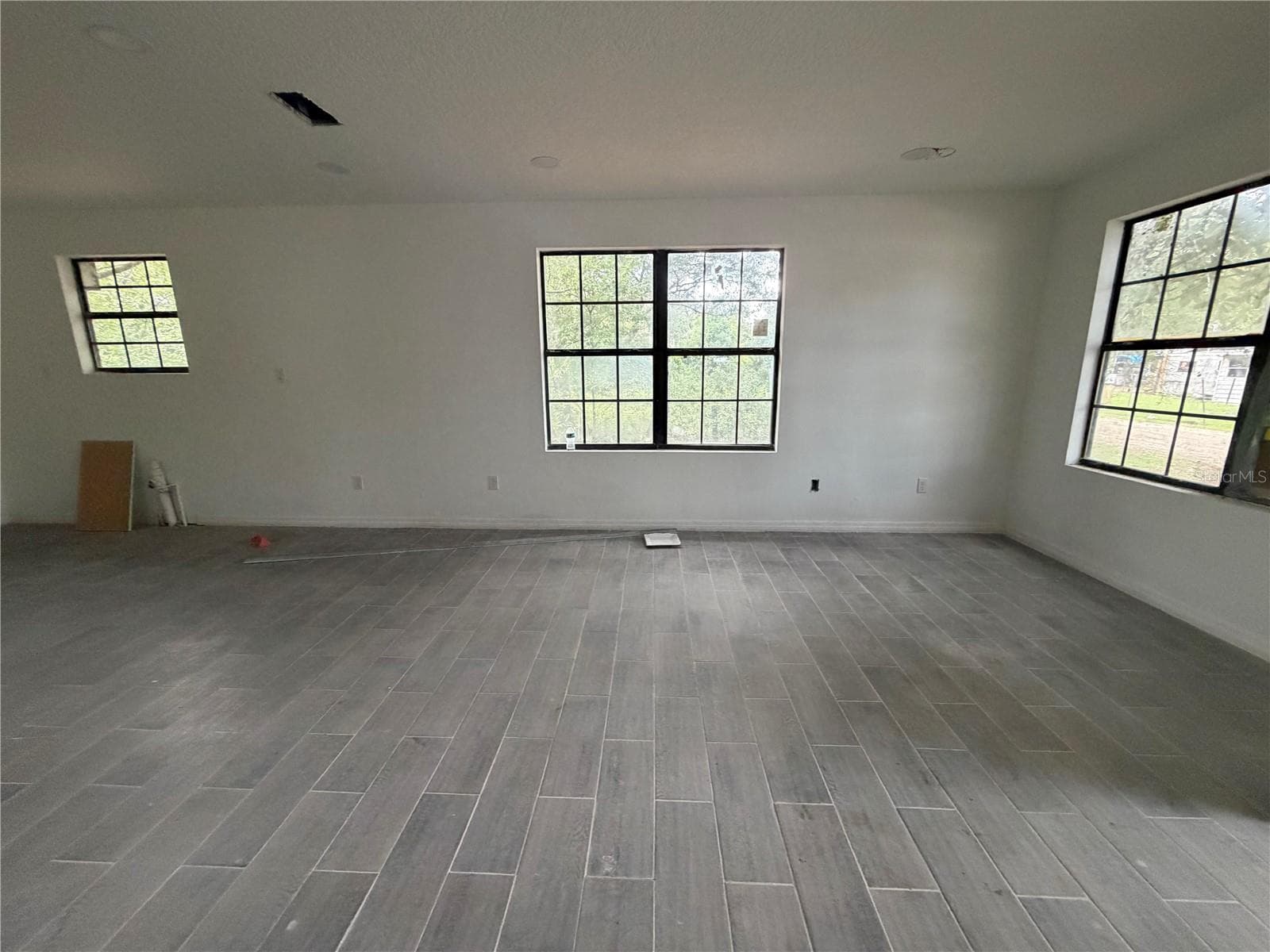 Single Family Residence at 20160 SE 141ST ST, UMATILLA, photo 6 of 15
