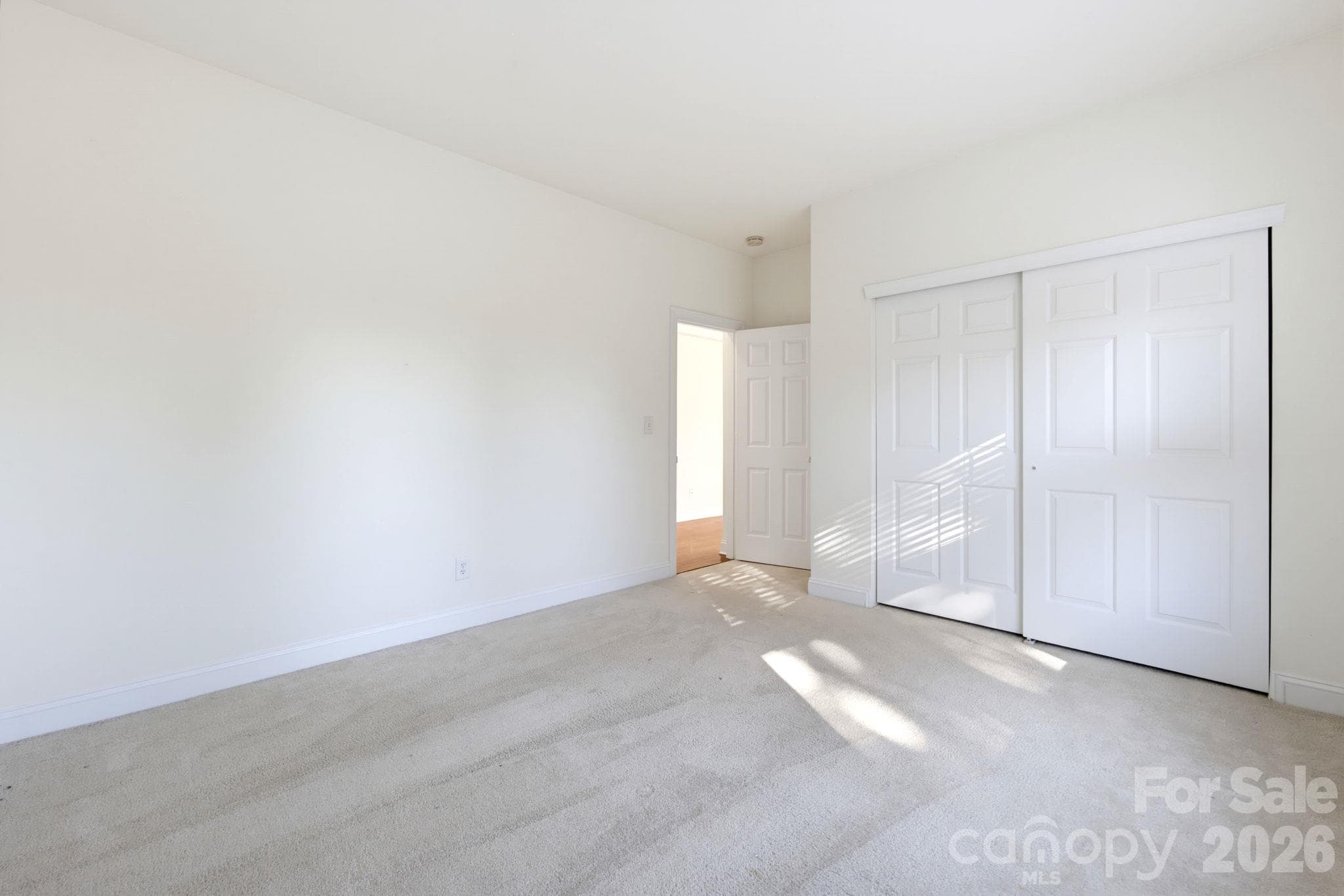 Single Family Residence at 529 Putting Drive, Fort Mill, photo 33 of 46