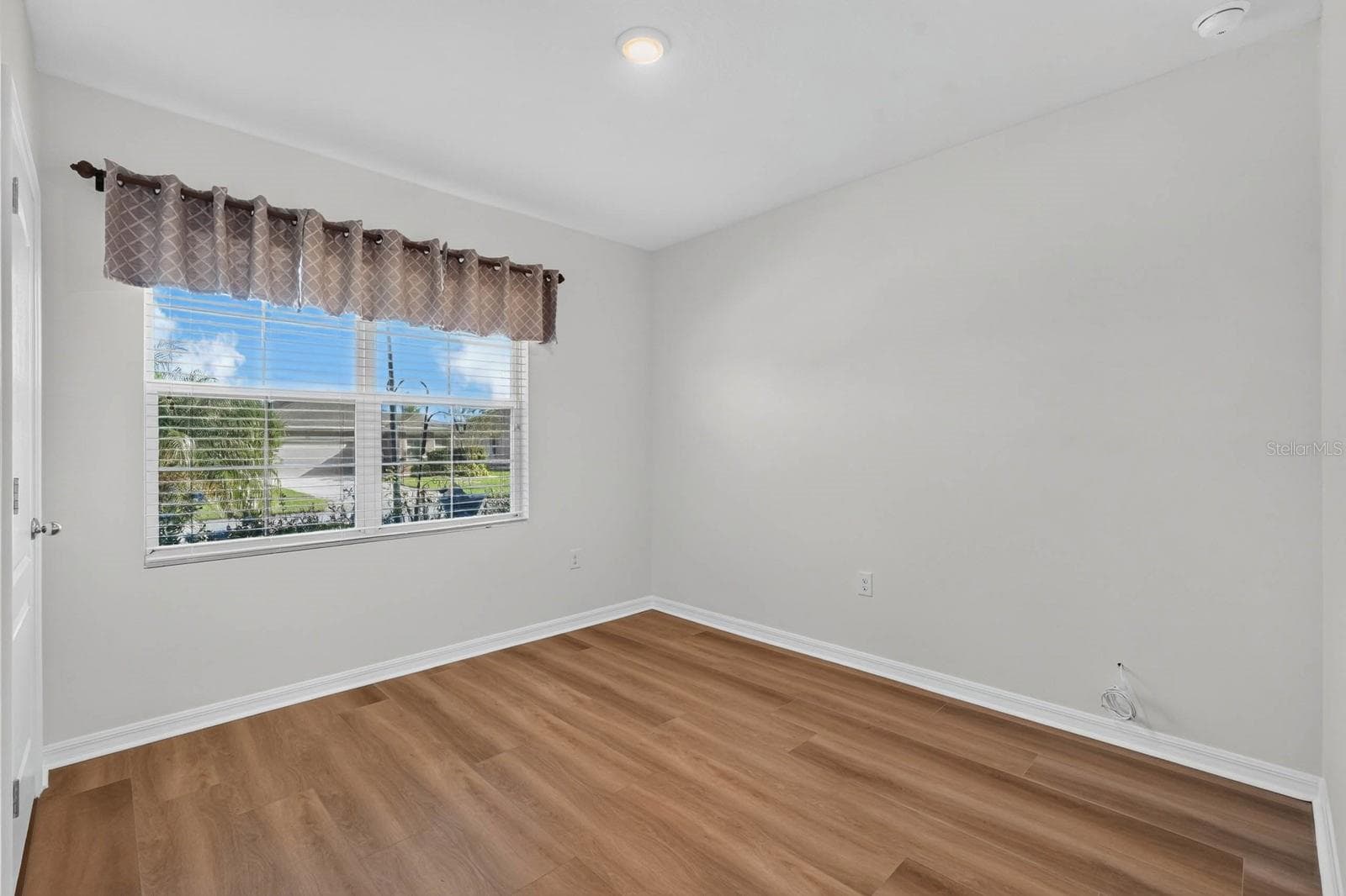 Single Family Residence at 1823 PALMETTO SCRUB CIR, PORT ORANGE, photo 9 of 59