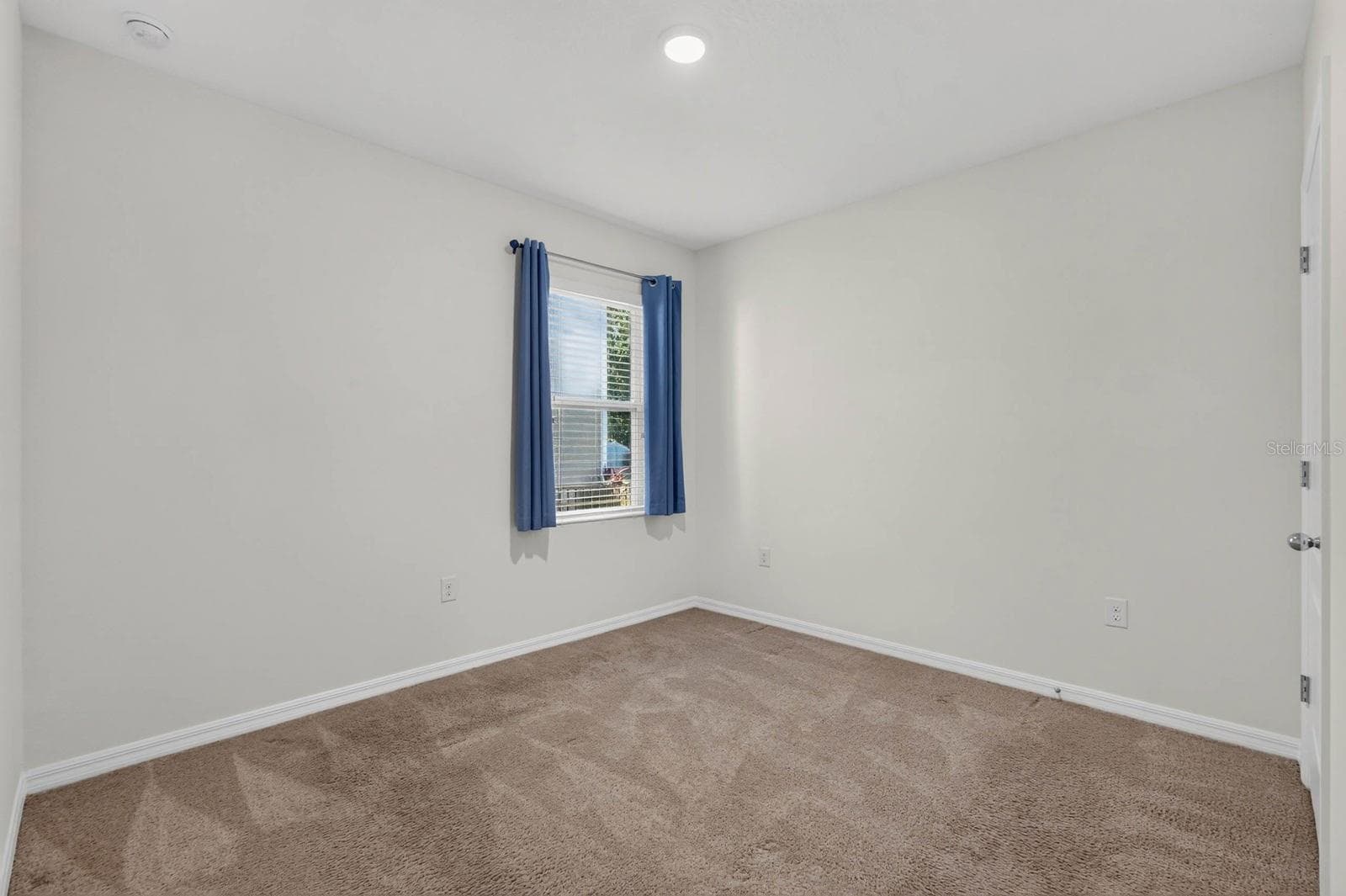 Single Family Residence at 1823 PALMETTO SCRUB CIR, PORT ORANGE, photo 12 of 59