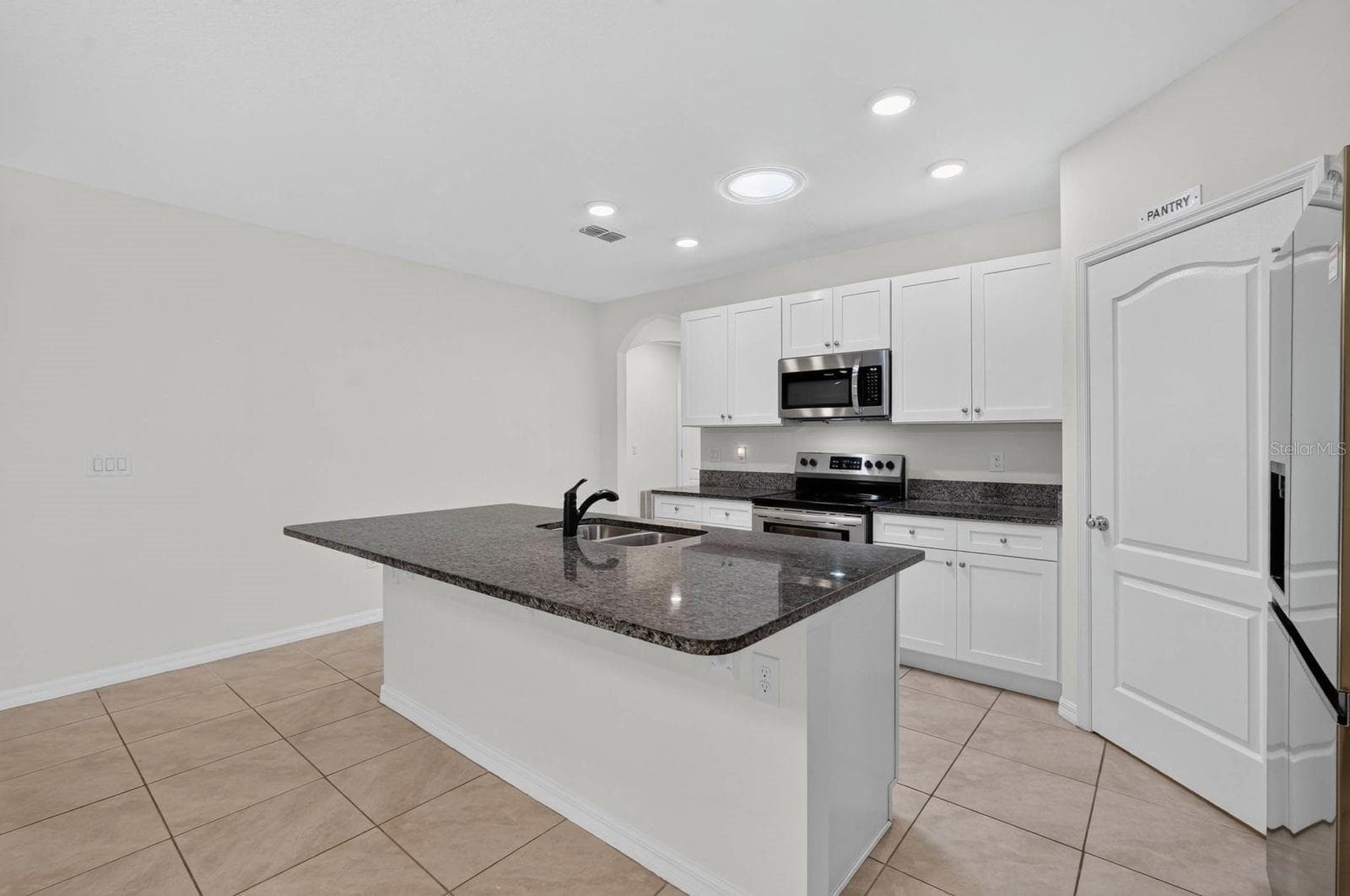Single Family Residence at 1823 PALMETTO SCRUB CIR, PORT ORANGE, photo 19 of 59