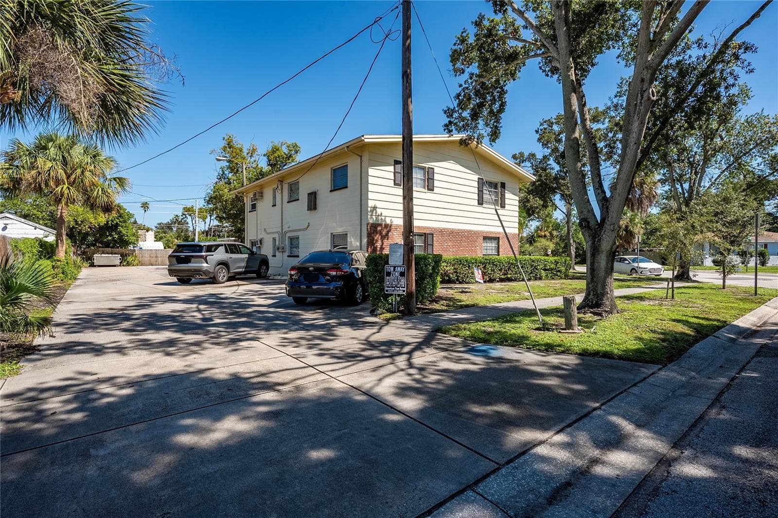 Multi-Family 5+ at 935 34TH AVE N, ST PETERSBURG, photo 7 of 9