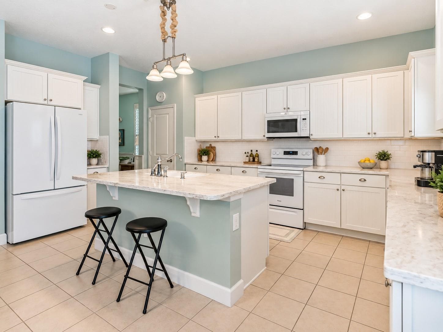 Single Family Residence at 11750 CHATEAUBRIAND AVE, ORLANDO, photo 20 of 68