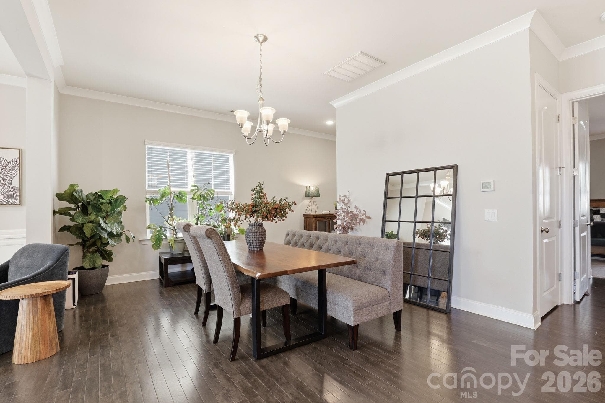 Single Family Residence at 9104 Gladden Hill Lane, Pineville, photo 10 of 48