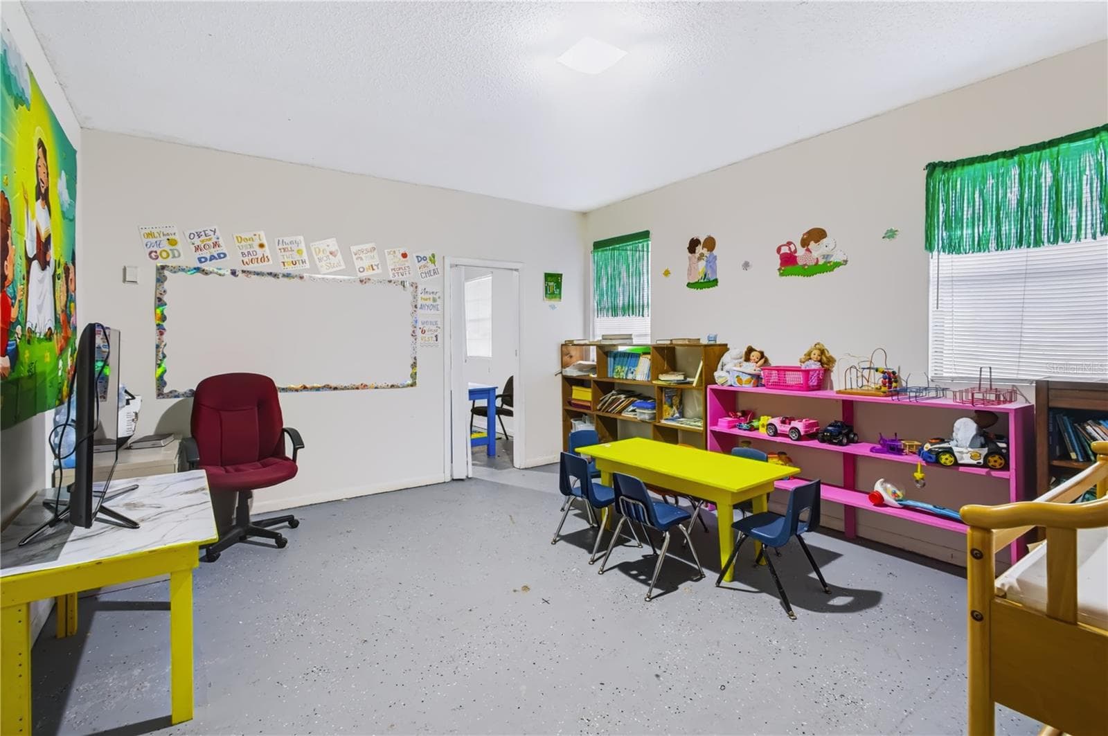 Mixed Use at 6600 HOFFNER AVE, ORLANDO, photo 36 of 40