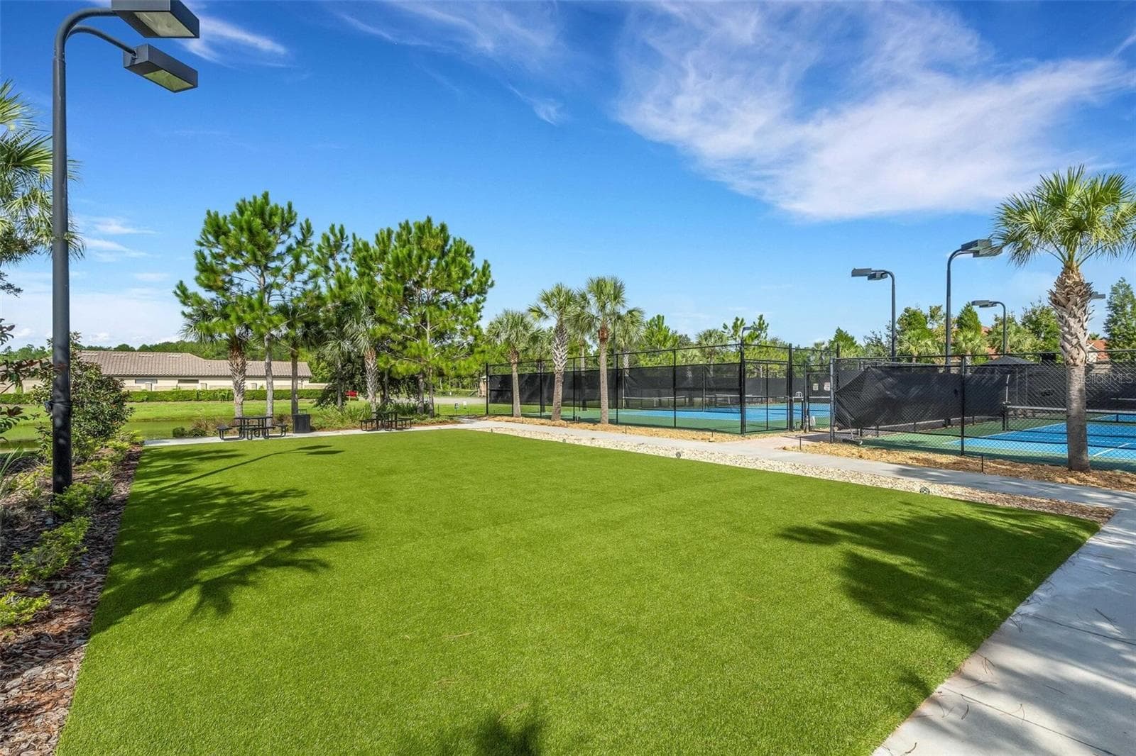 Single Family Residence at 8413 ALBERATA VISTA DR, TAMPA, photo 148 of 163