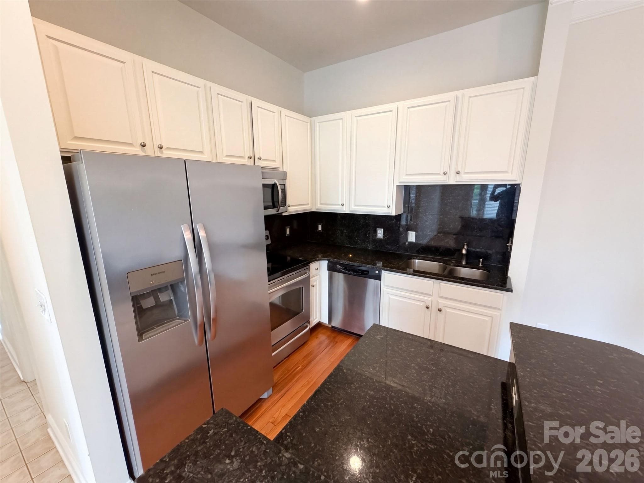 Condominium at 774 N Davidson Street, Charlotte, photo 8 of 18