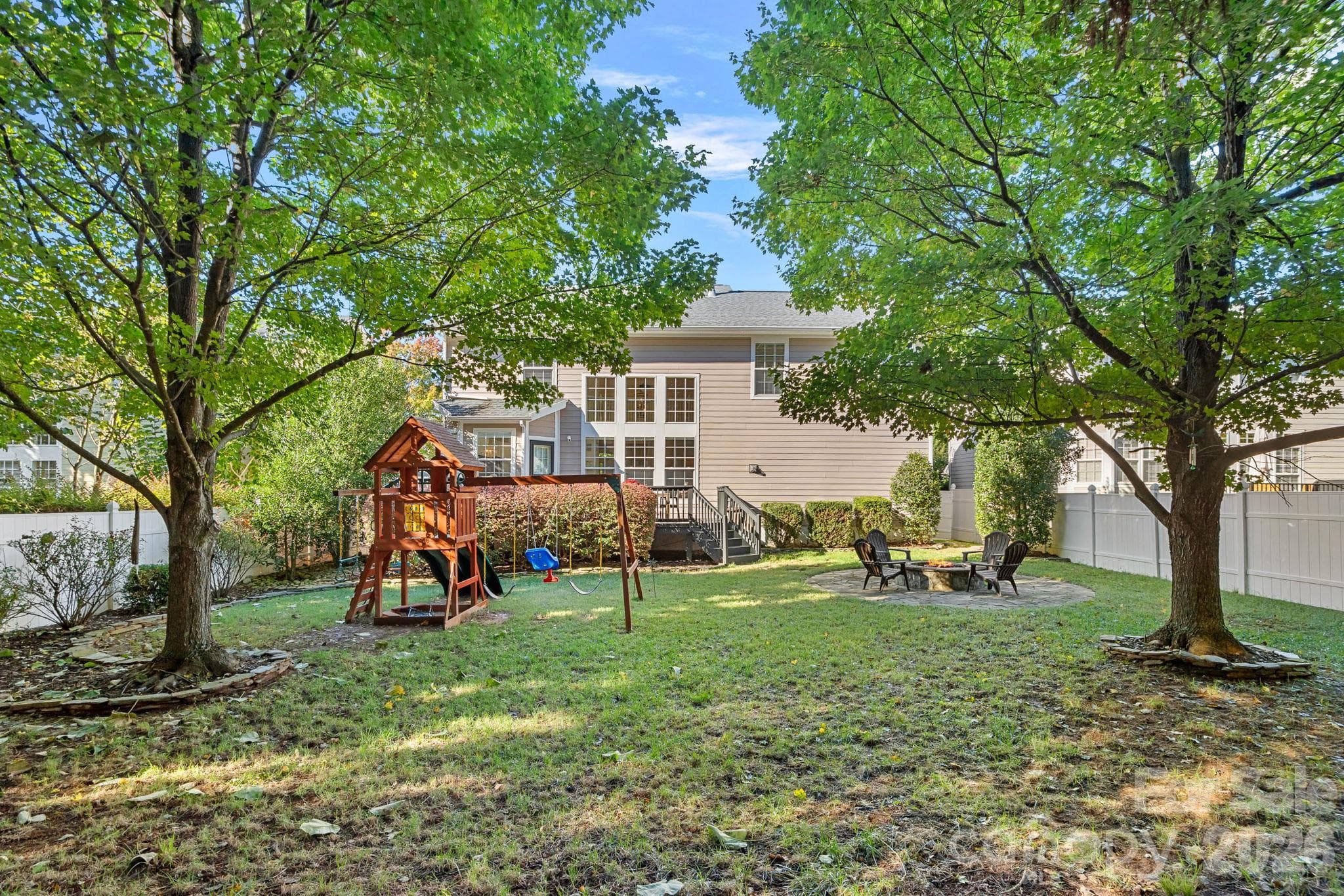 Single Family Residence at 15744 Trenton Place Road, Huntersville, photo 28 of 37
