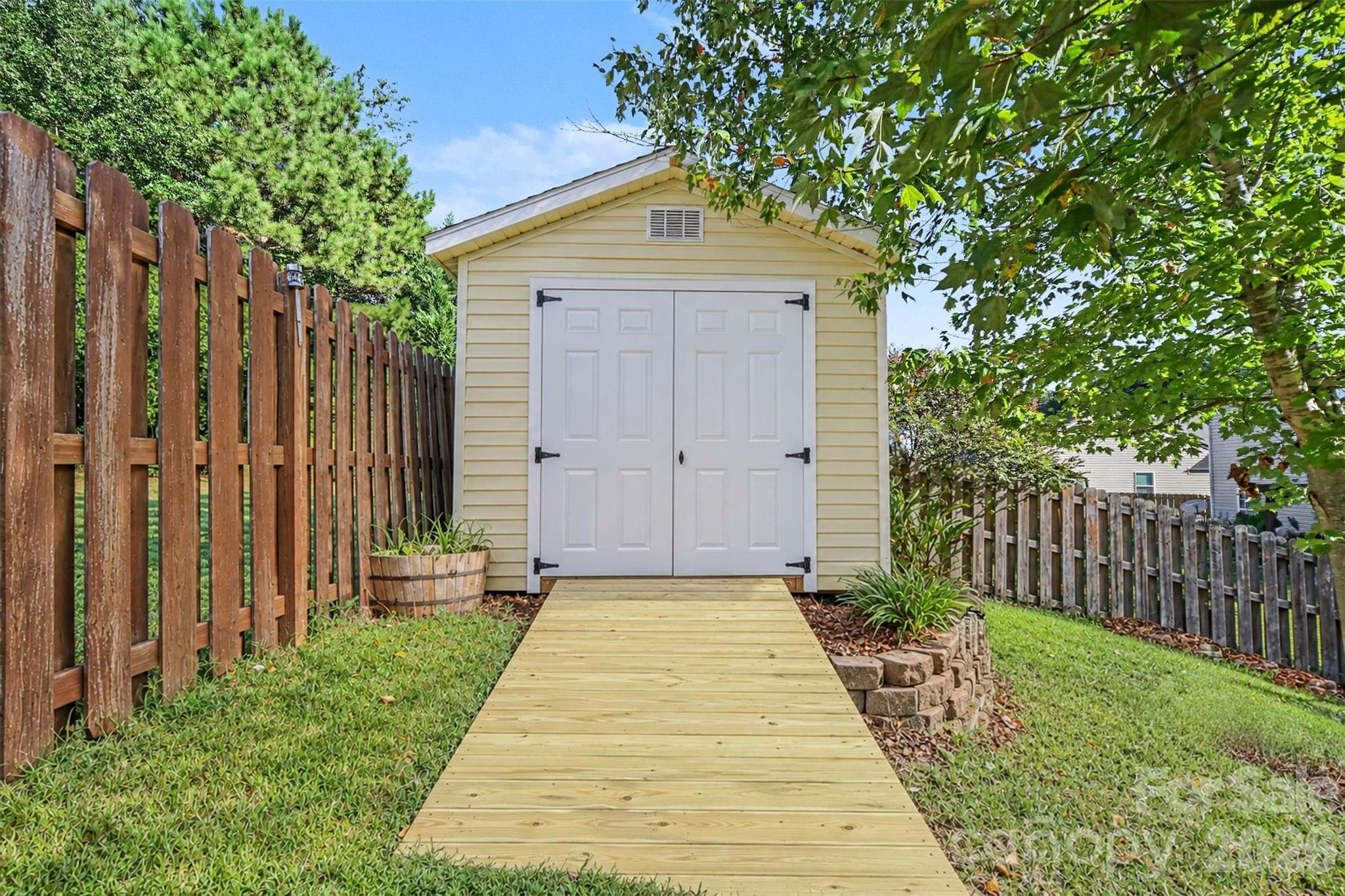 Storage building with newly renovated ramp - 201 Augustus Lane, Mount Holly