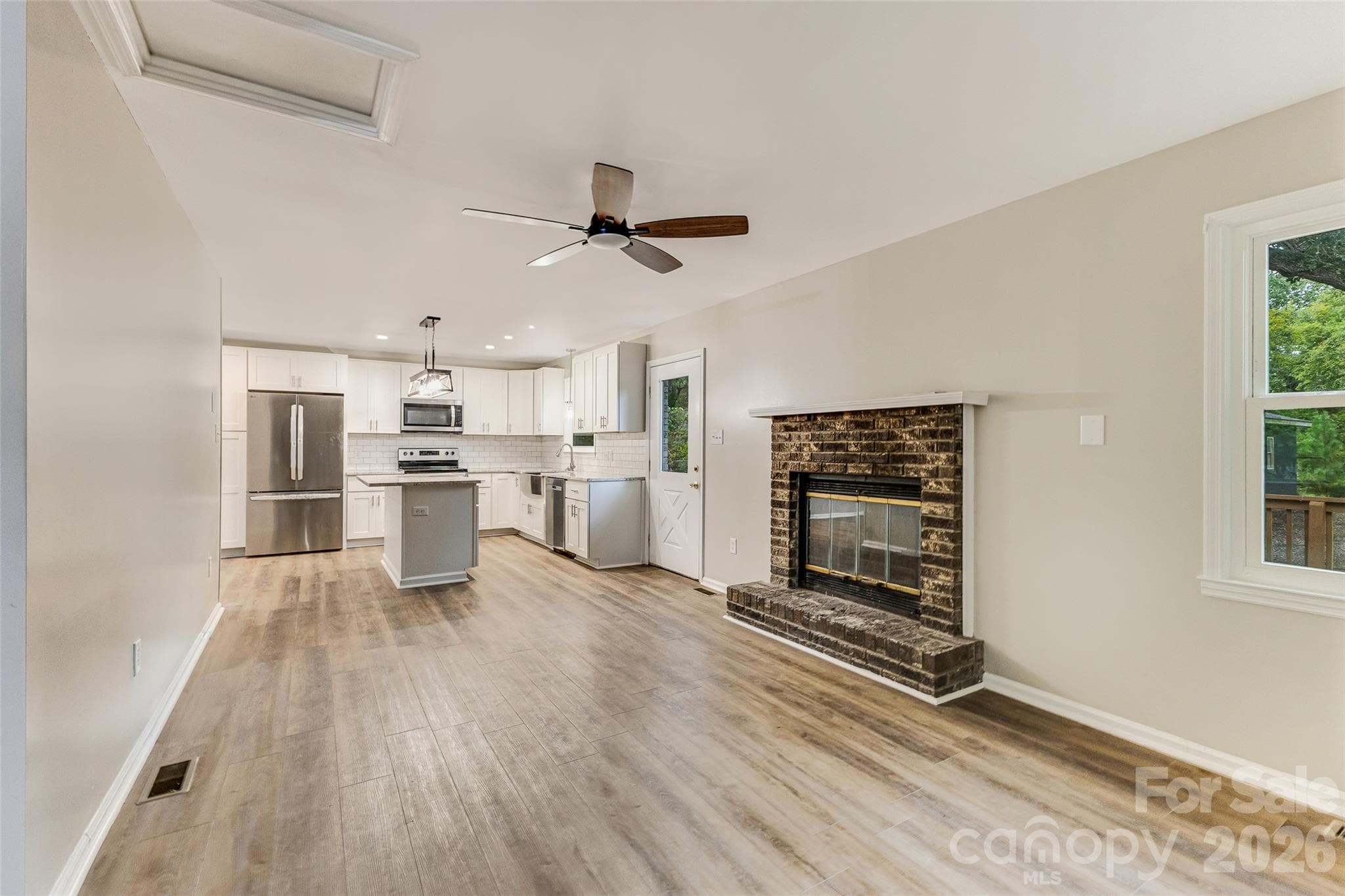 Single Family Residence at 929 E Leonard Street, Southport, photo 20 of 46